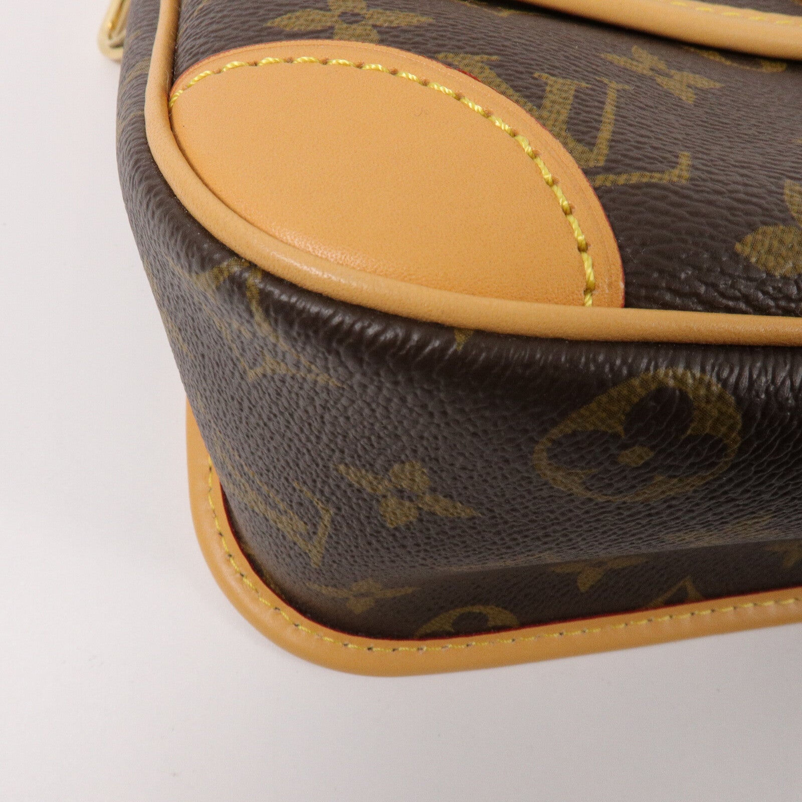 LOUIS VUITTON Monogram Diane肩背袋