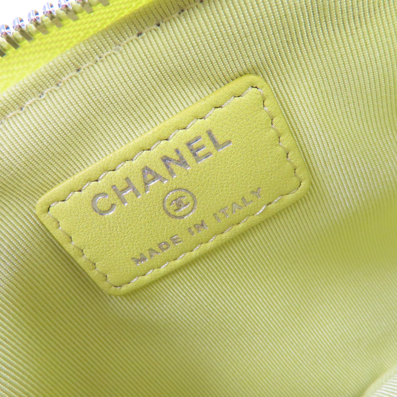 CHANEL 菱格羊皮皮革Mini Pouch金扣手拿包檸檬黃色