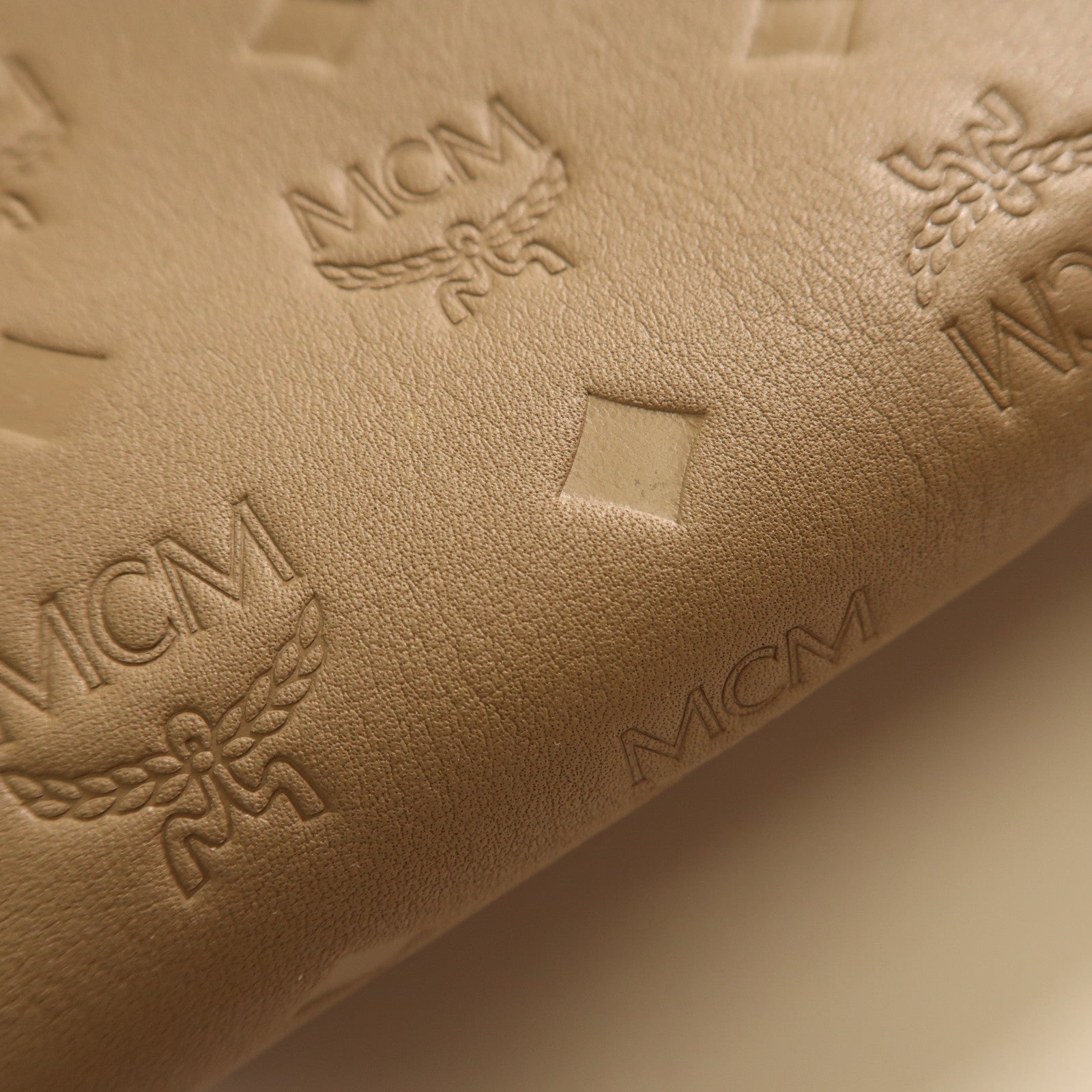 MCM 牛皮皮革Shoulder Bag金扣手挽肩背兩用袋