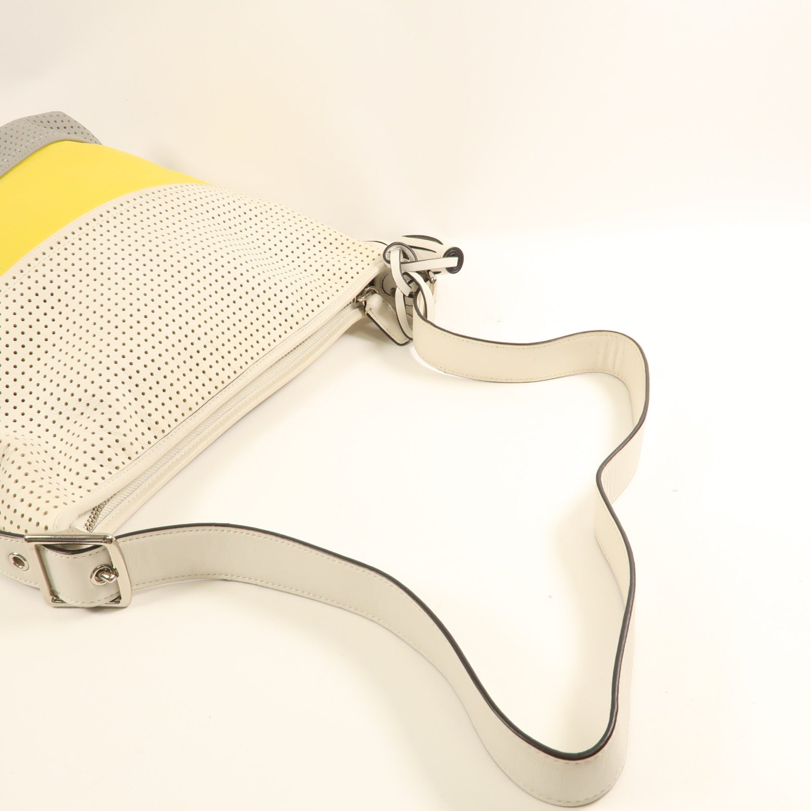 COACH SHW Shoulder Bag Leather White