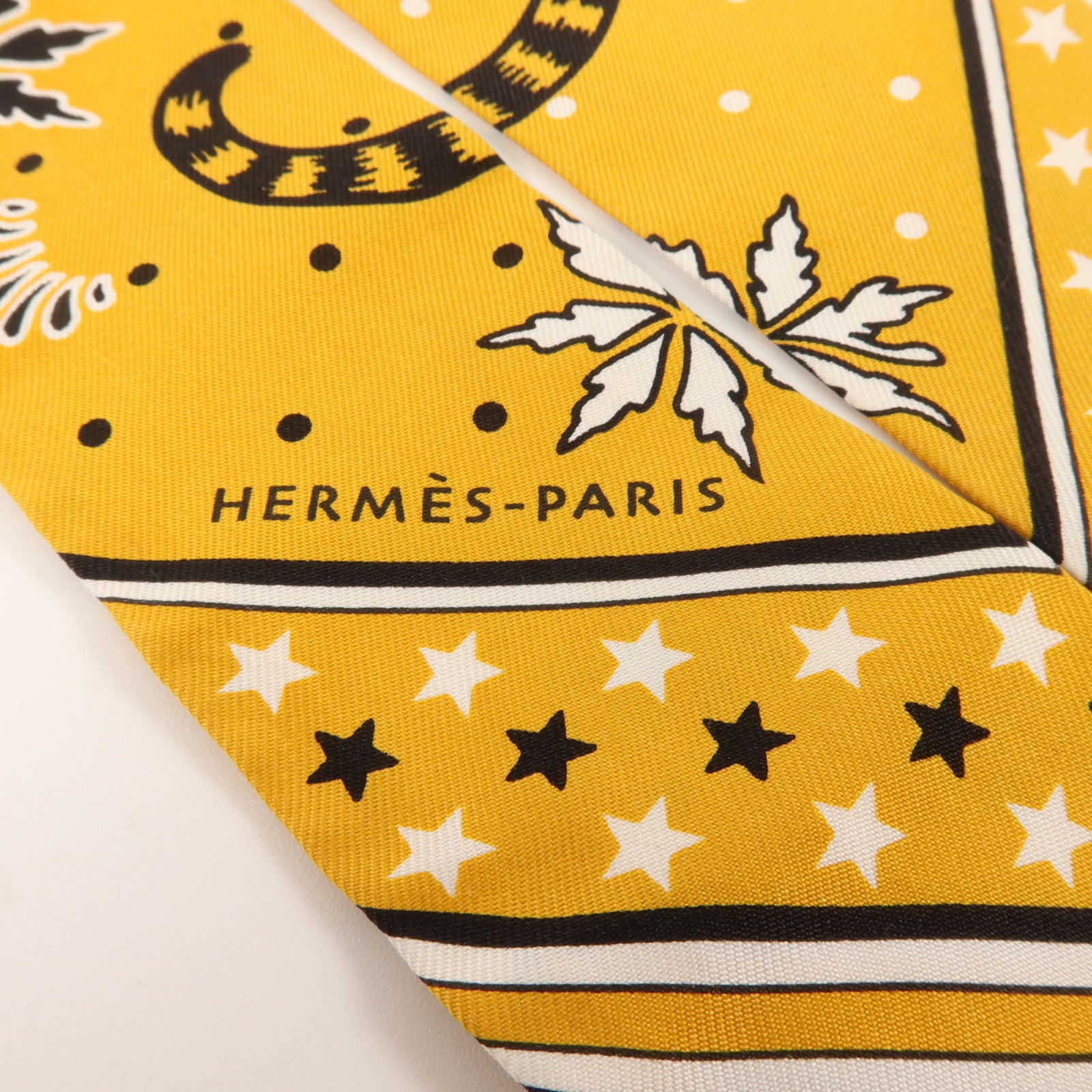 HERMES 絲質Twilly絲巾