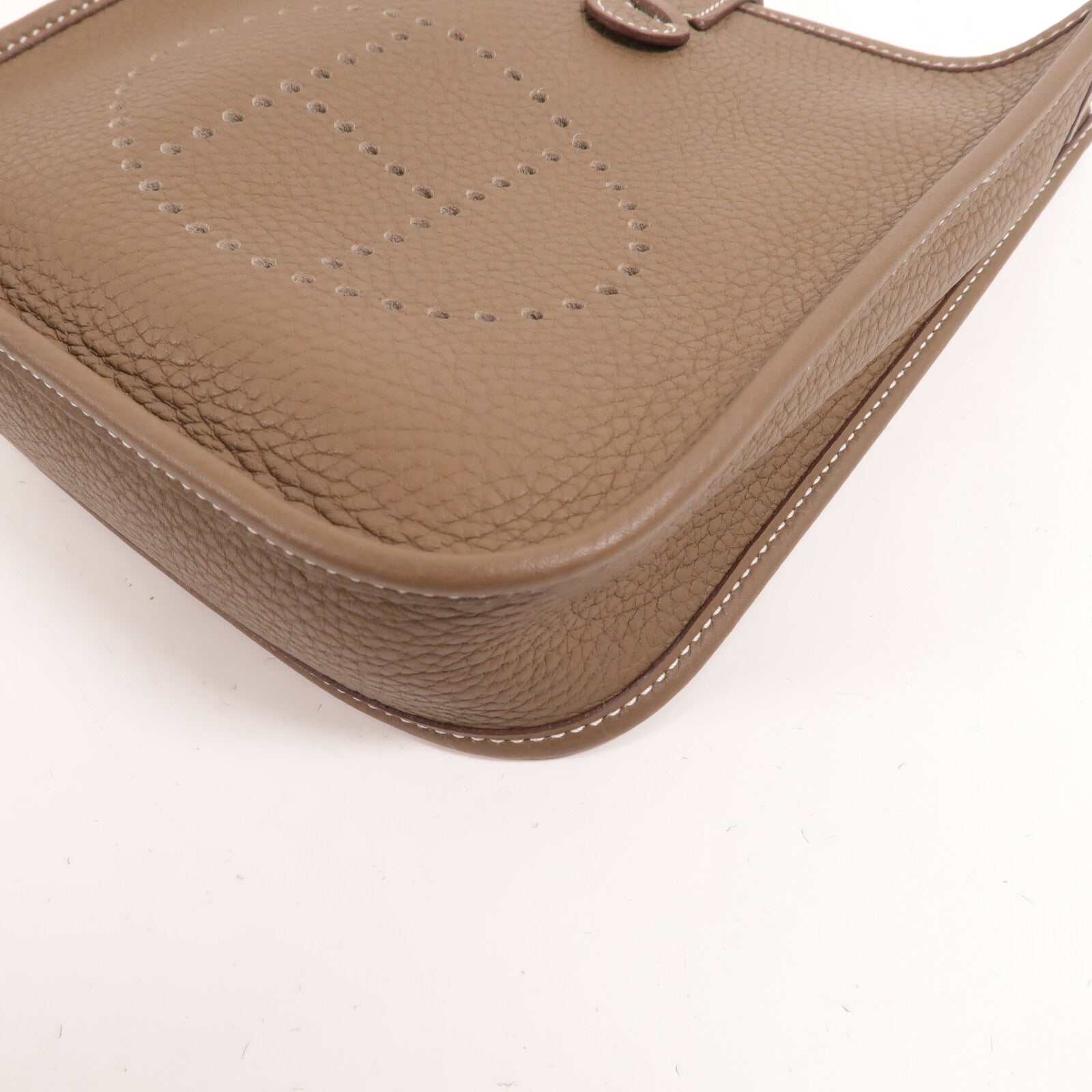 HERMES Clemence皮革Evelyne TPM肩背袋Etoupe