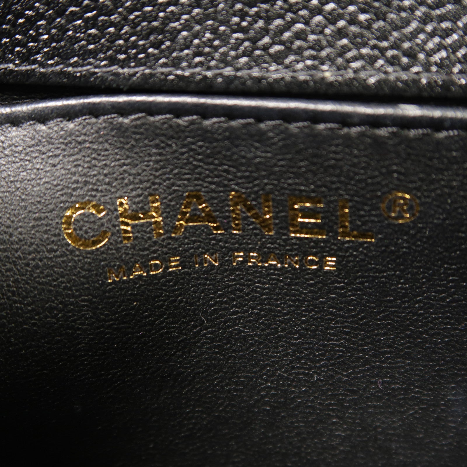 CHANEL 牛皮皮革Boy金扣肩背袋