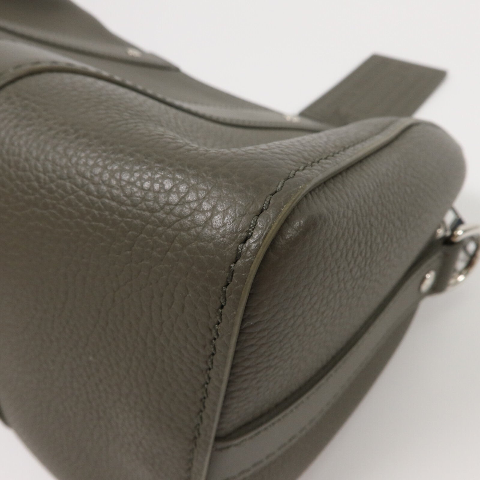 LOUIS VUITTON 牛皮皮革Keepall 25肩背袋
