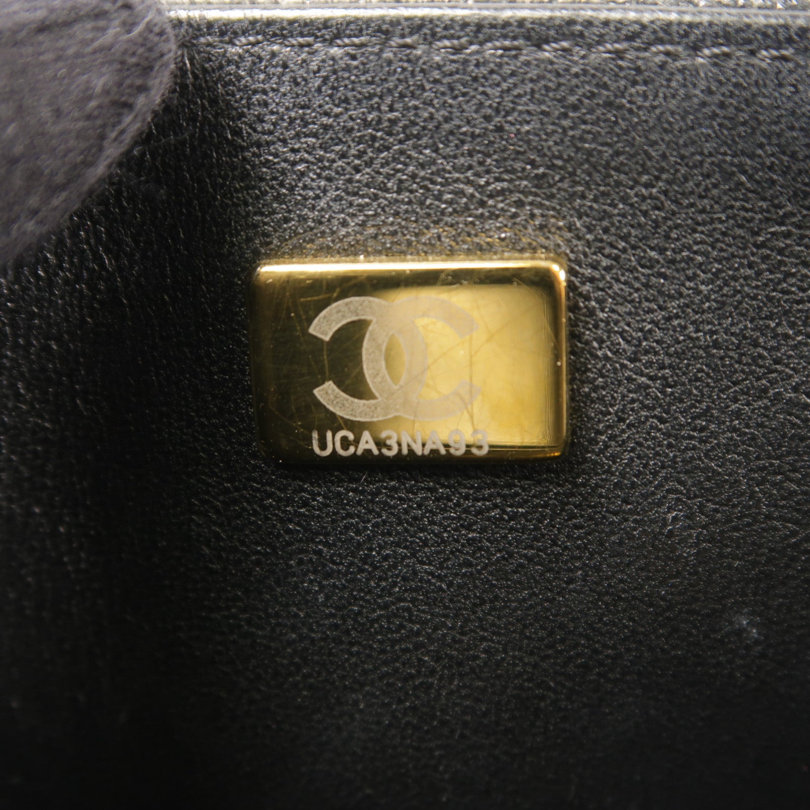 CHANEL 牛皮皮革Boy金扣肩背袋