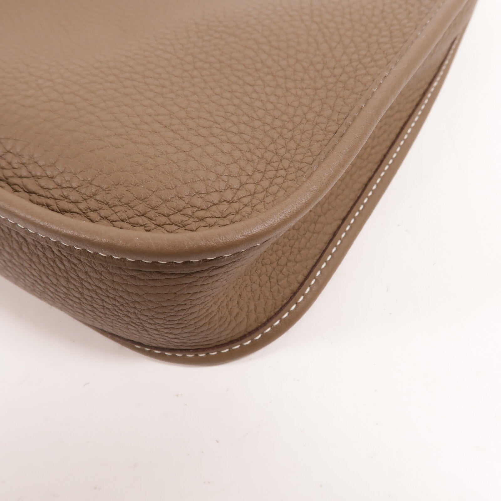 HERMES Clemence皮革Evelyne TPM肩背袋Etoupe