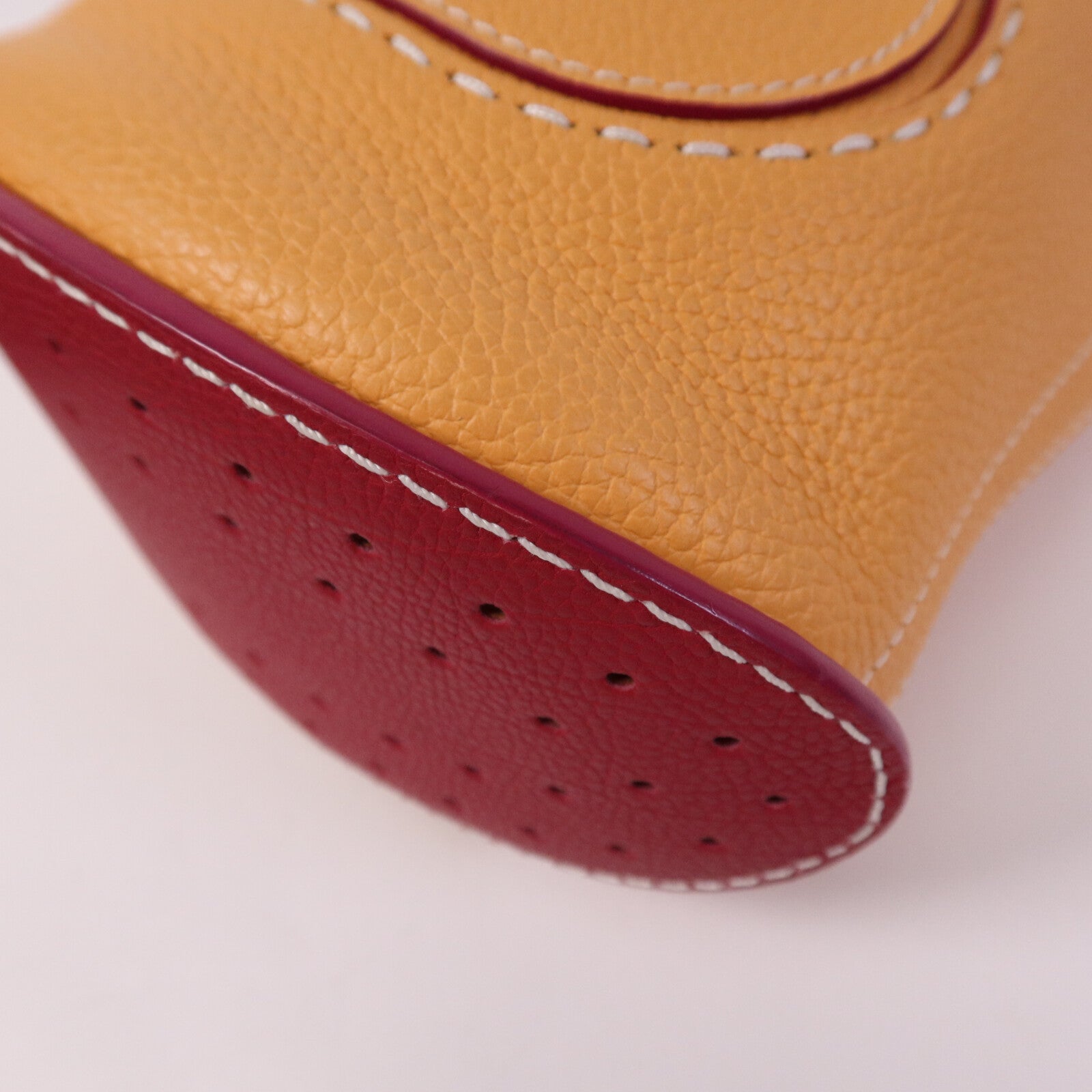 Delvaux 【激減優惠】Taurillon Soft Pin Mini Bucket手挽袋