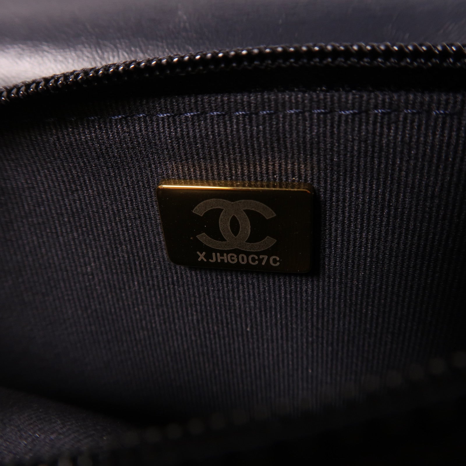 CHANEL 羊皮皮革WOC金扣鏈帶肩背袋藍色