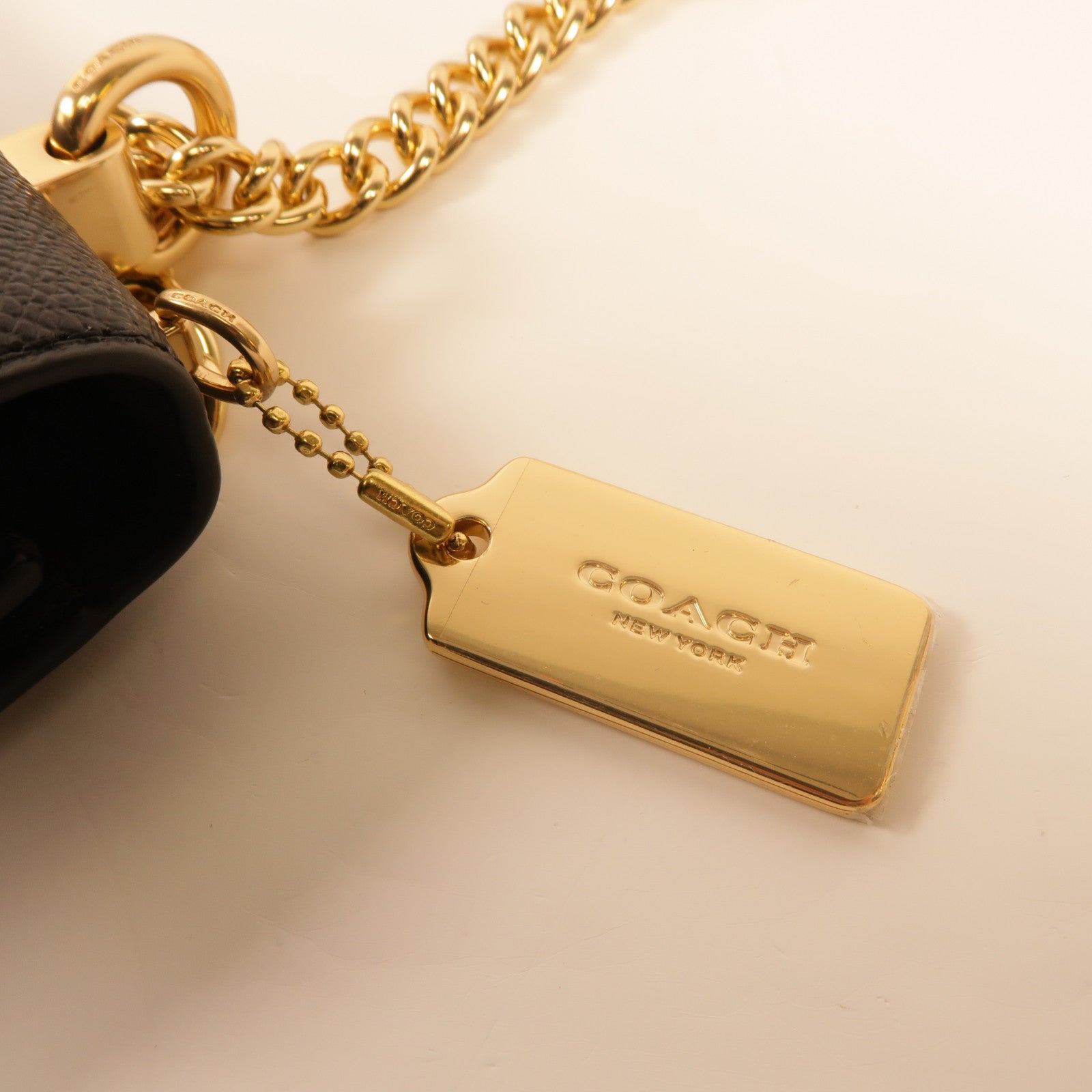 COACH 塗層帆布Chain Shoulder金扣鏈帶肩背袋