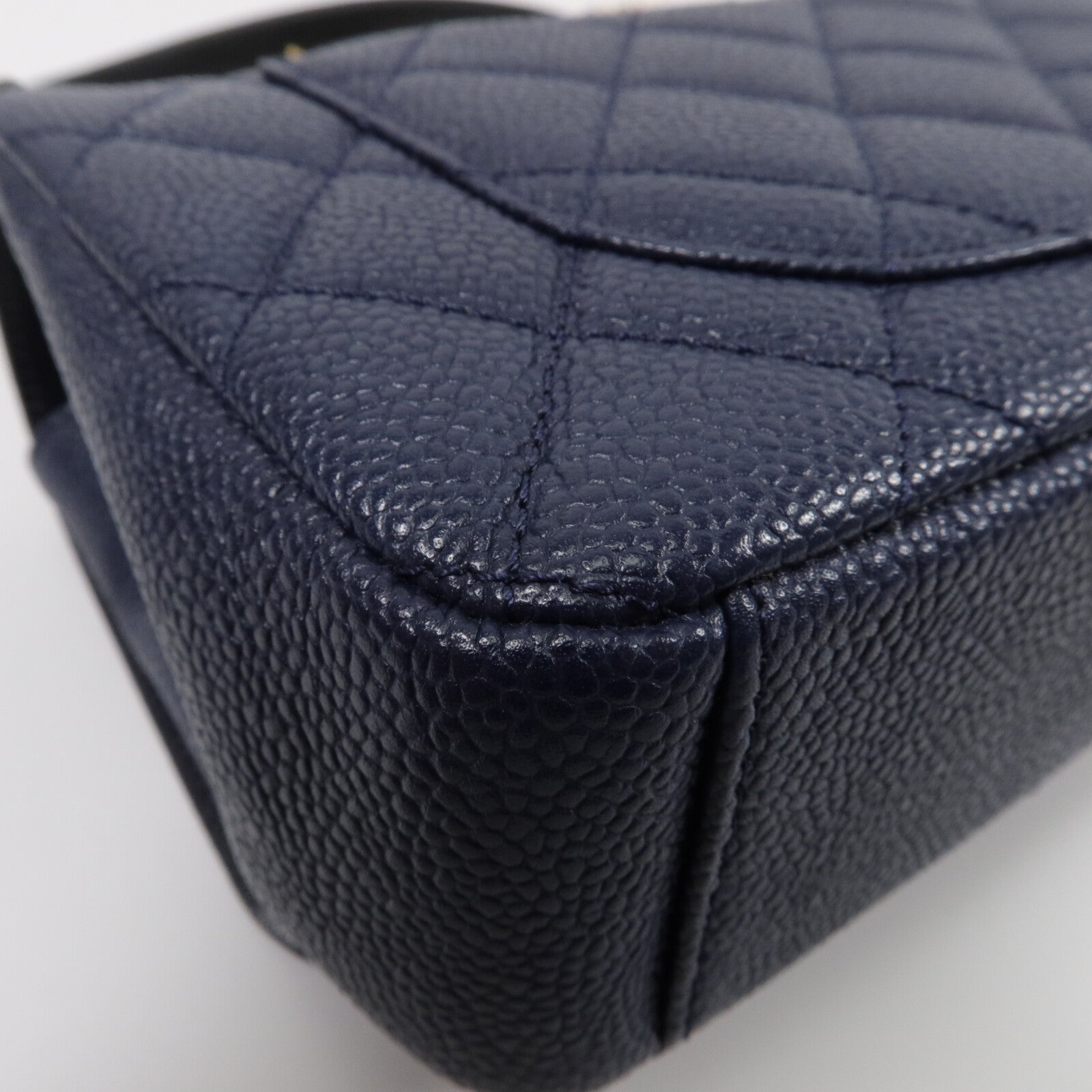 CHANEL 牛皮皮革CC Filigree Small Flap Bag鏈帶肩背袋
