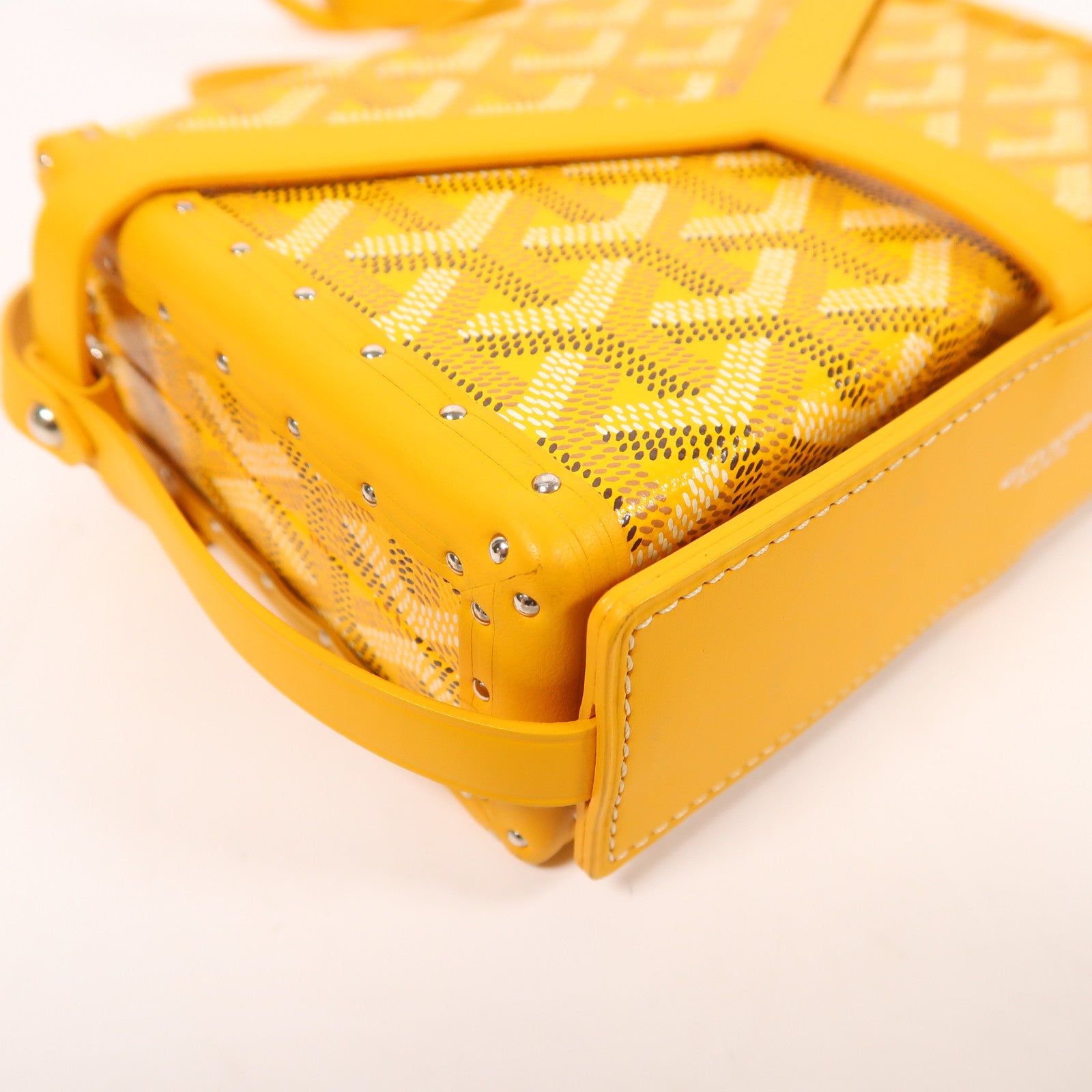 GOYARD 【激減優惠】塗層帆布Minaudiere Trunk Bag銀扣肩背袋