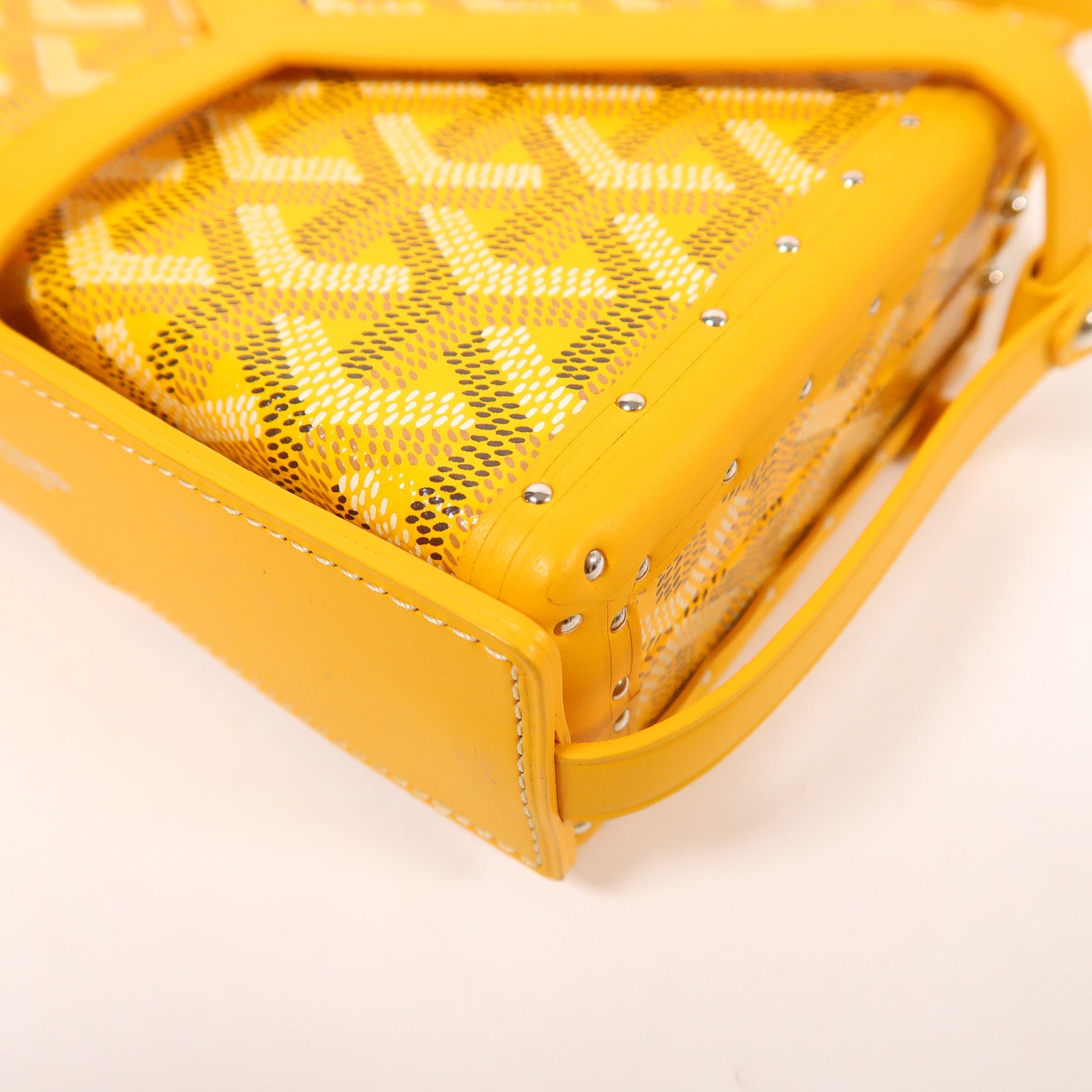 GOYARD 【激減優惠】塗層帆布Minaudiere Trunk Bag銀扣肩背袋