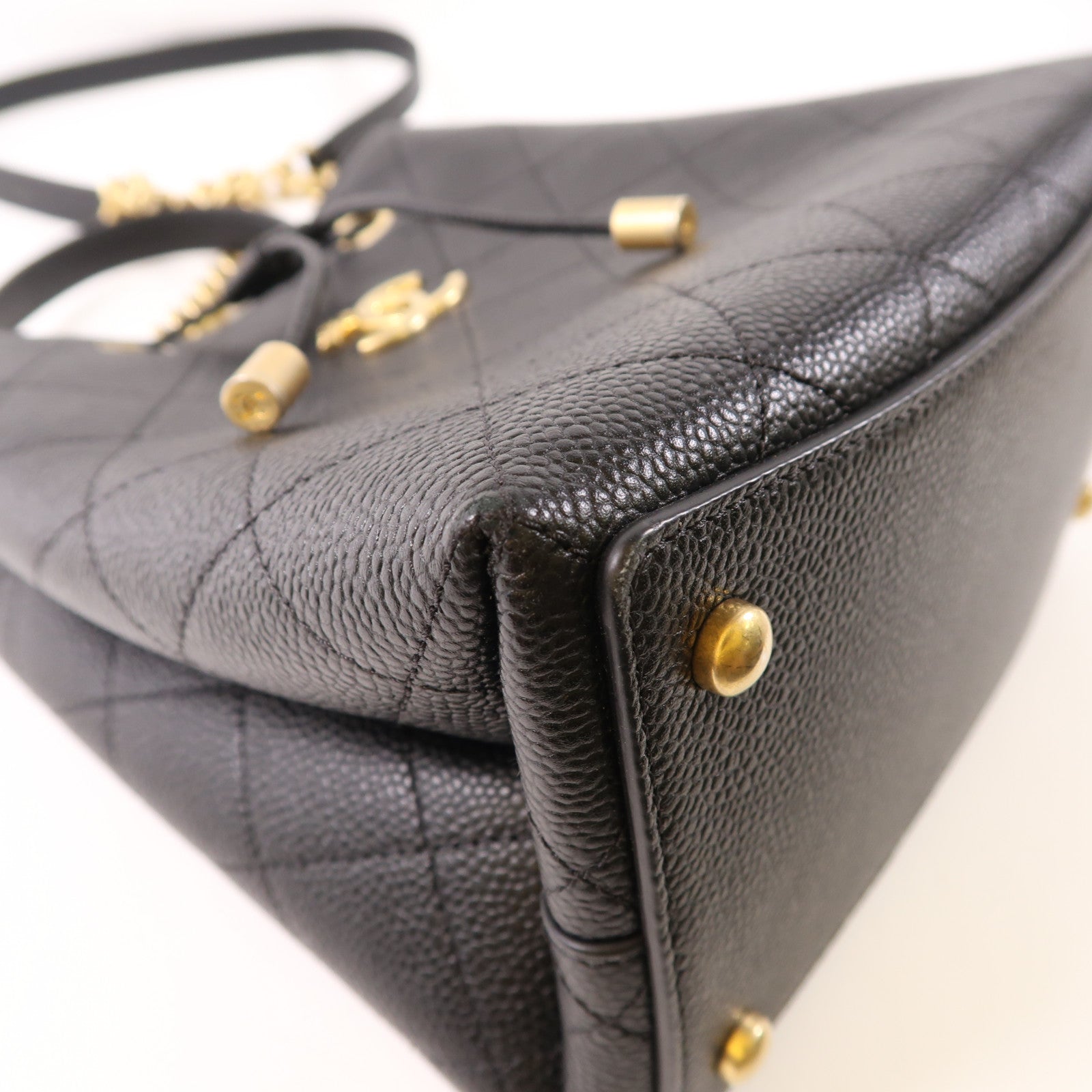 CHANEL 牛皮皮革Bucket Bag金扣鏈帶手挽肩背兩用袋