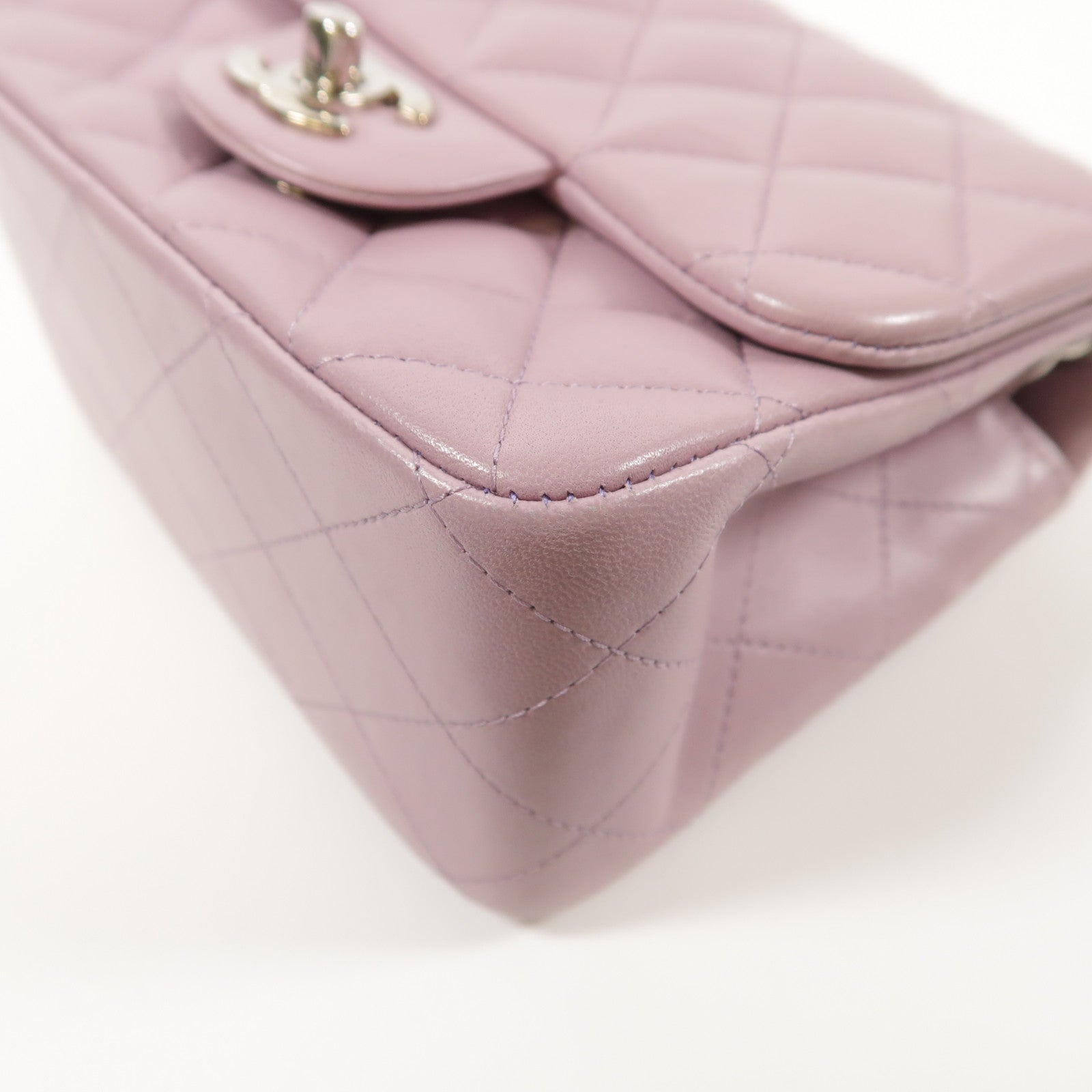 CHANEL 羊皮皮革Flap Bag 17cm銀扣鏈帶肩背袋
