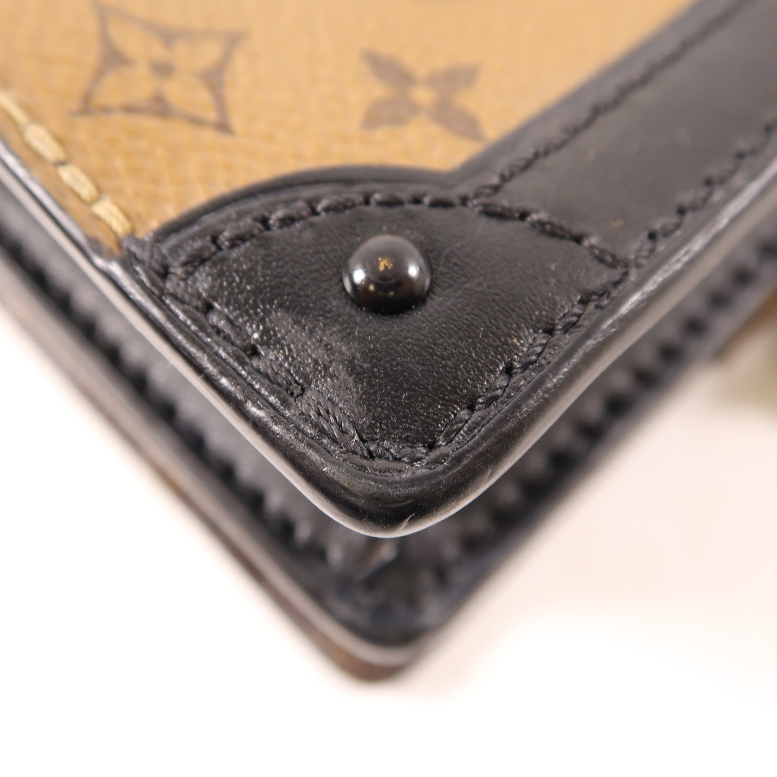 LOUIS VUITTON Monogram Reverse Trunk Clutch金扣肩背袋棕色