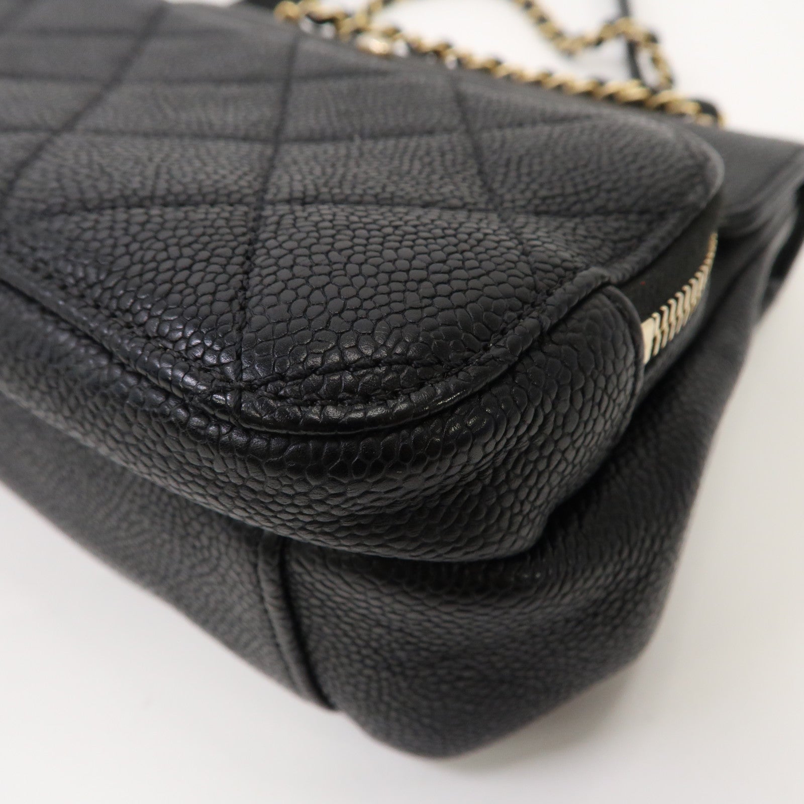 CHANEL 菱格Caviar皮革Chain Shoulder Bag金扣鏈帶肩背袋黑色