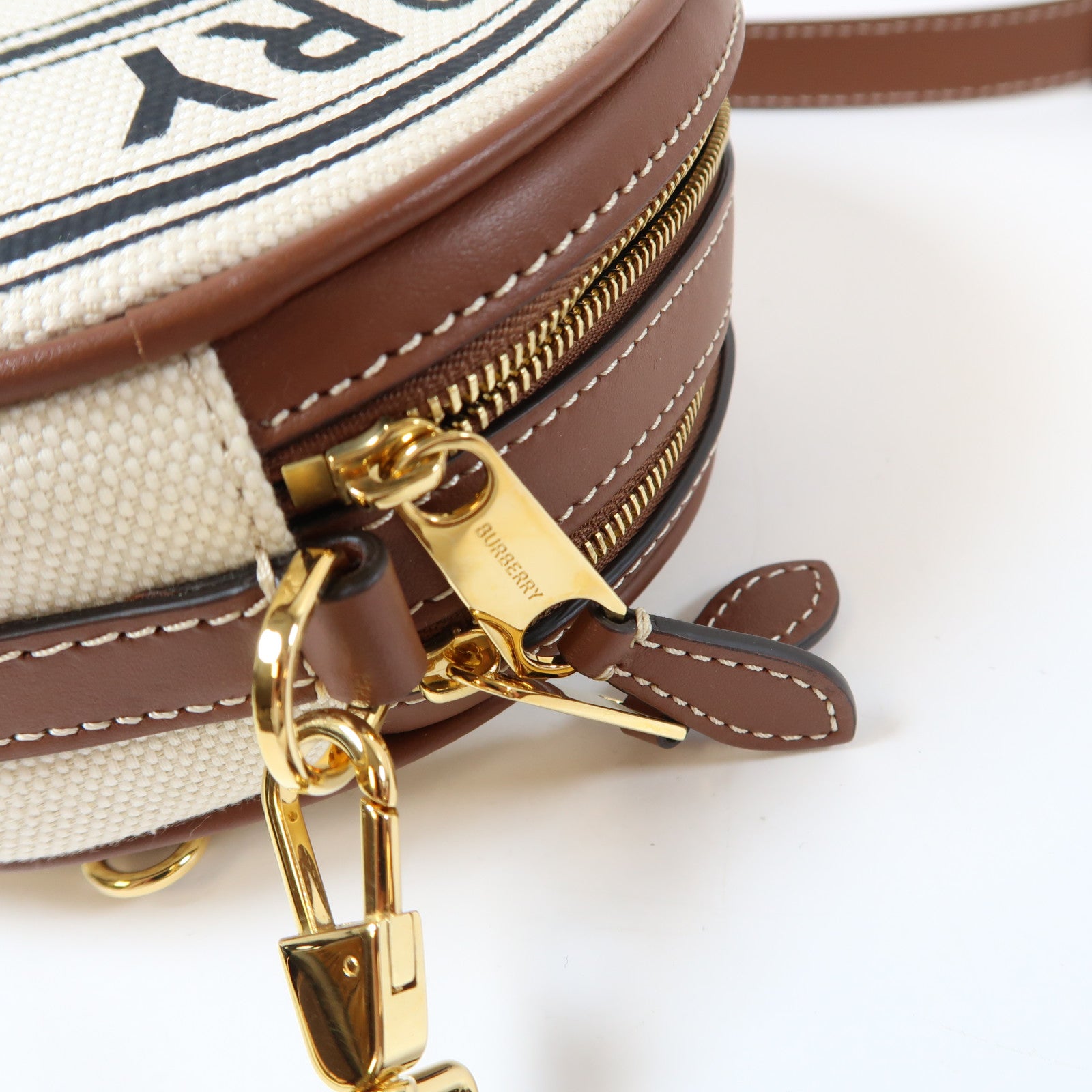 BURBERRY 牛皮皮革/帆布Louise Bag金扣肩背袋米色/啡色
