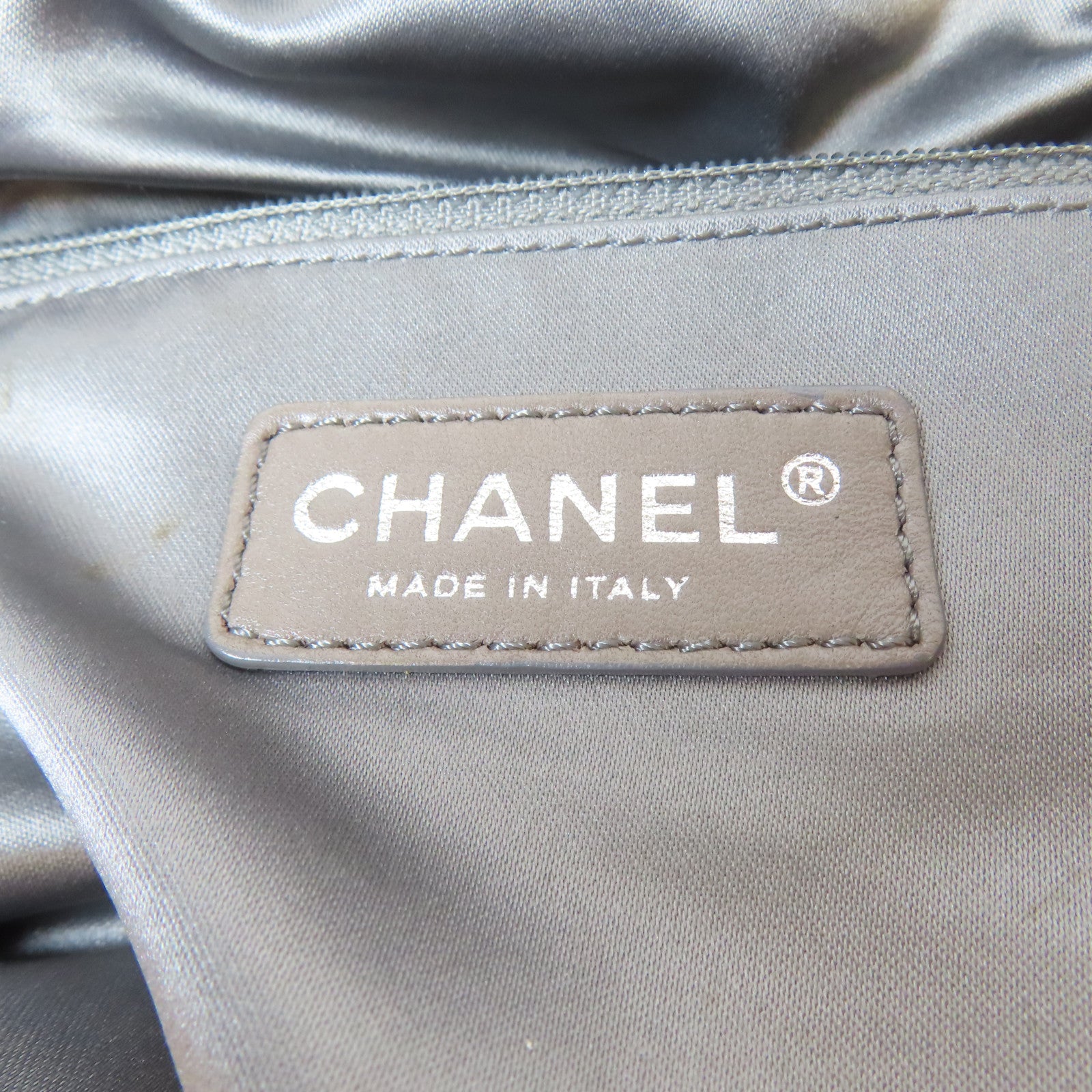 CHANEL 【激減優惠】菱格尼龍Handbag銀扣鏈帶肩背袋黑色/銀灰色