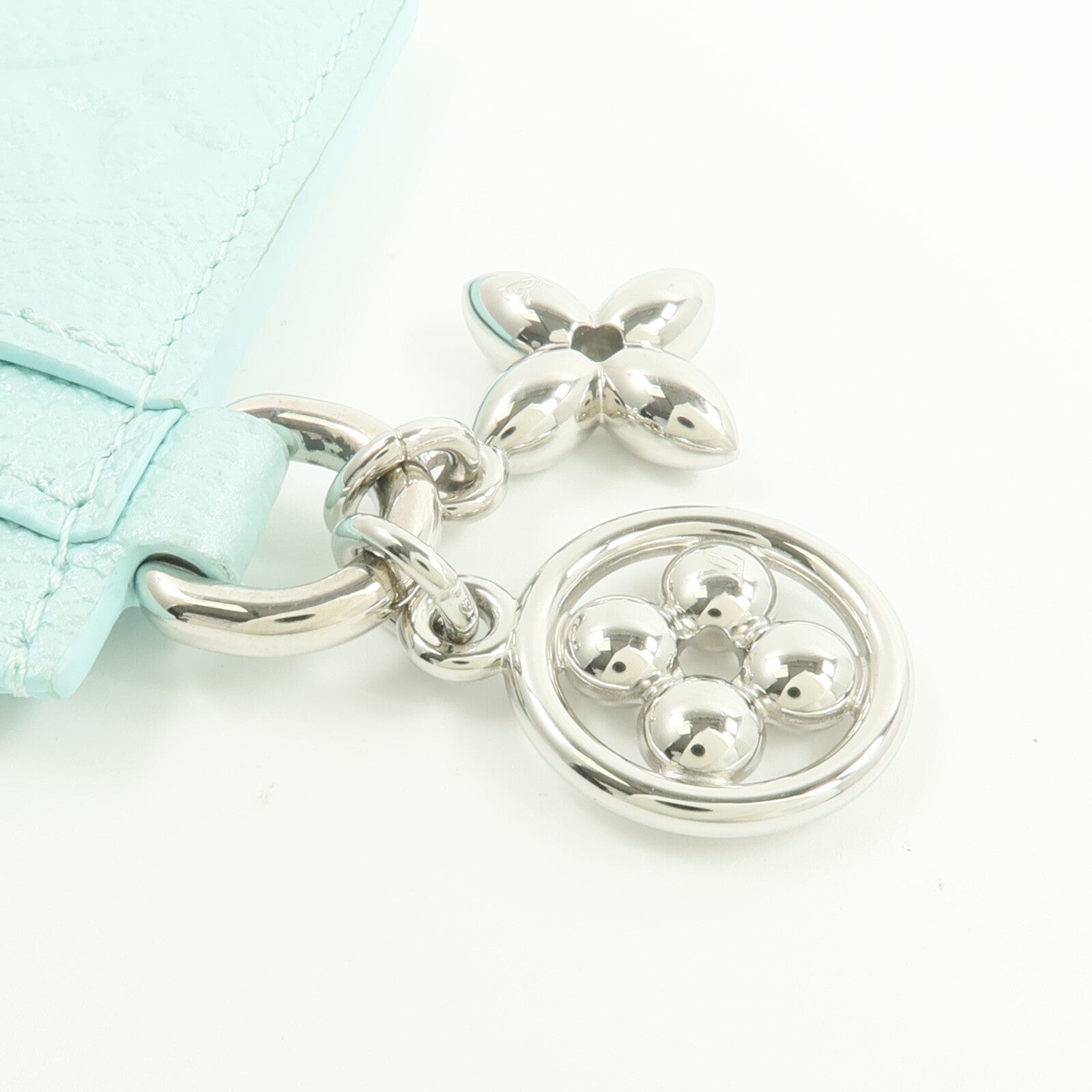 LOUIS VUITTON Monogram Empreinte Lv Charm Card Holder卡片套