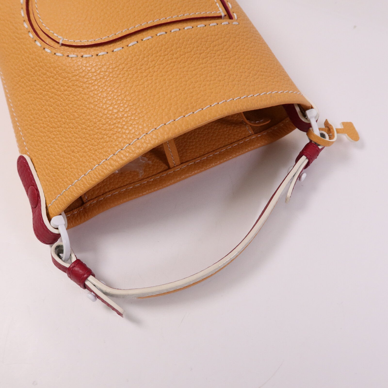Delvaux 【激減優惠】Taurillon Soft Pin Mini Bucket手挽袋
