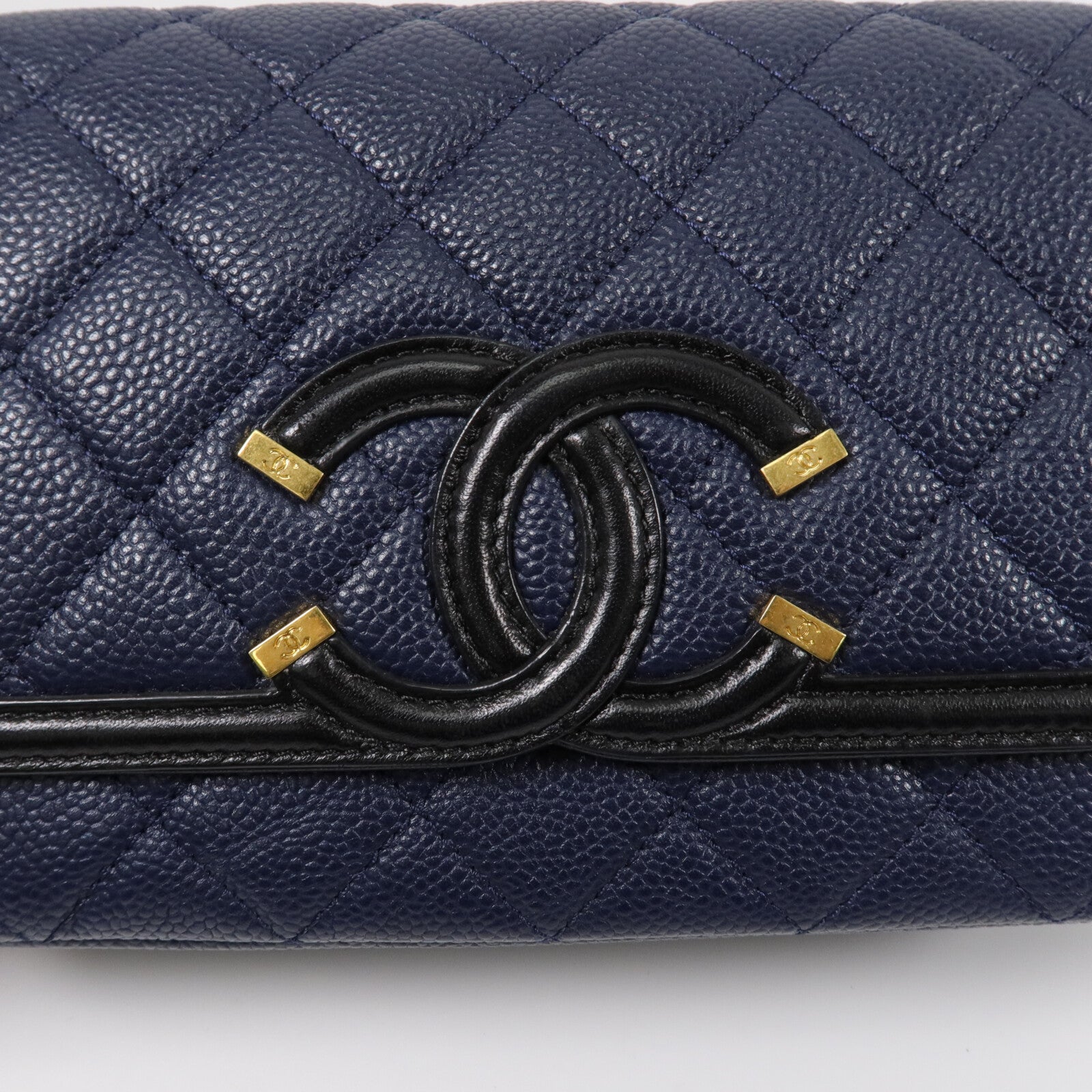 CHANEL 牛皮皮革CC Filigree Small Flap Bag鏈帶肩背袋