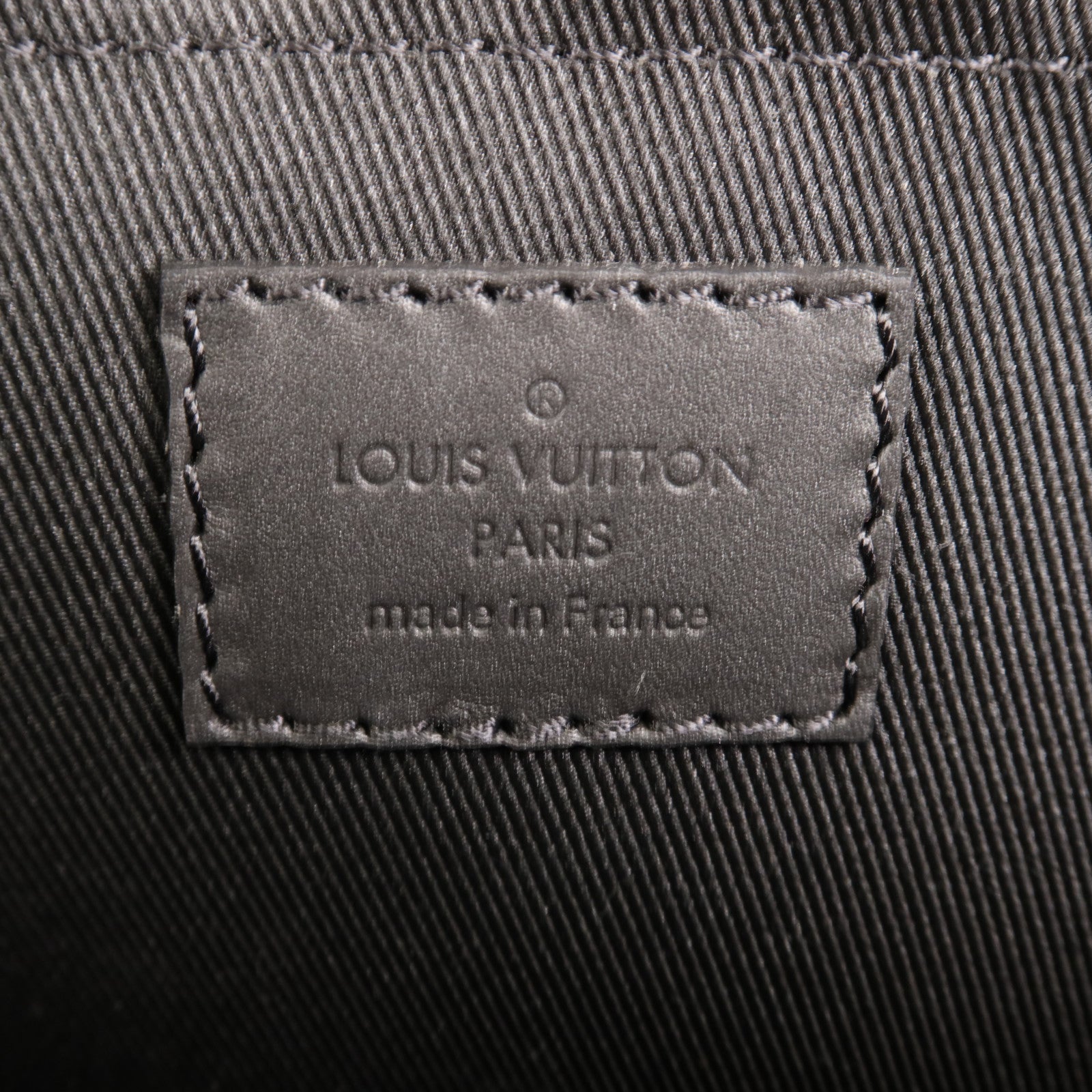 LOUIS VUITTON Damier Infini Stand Pouch銀扣手拿包