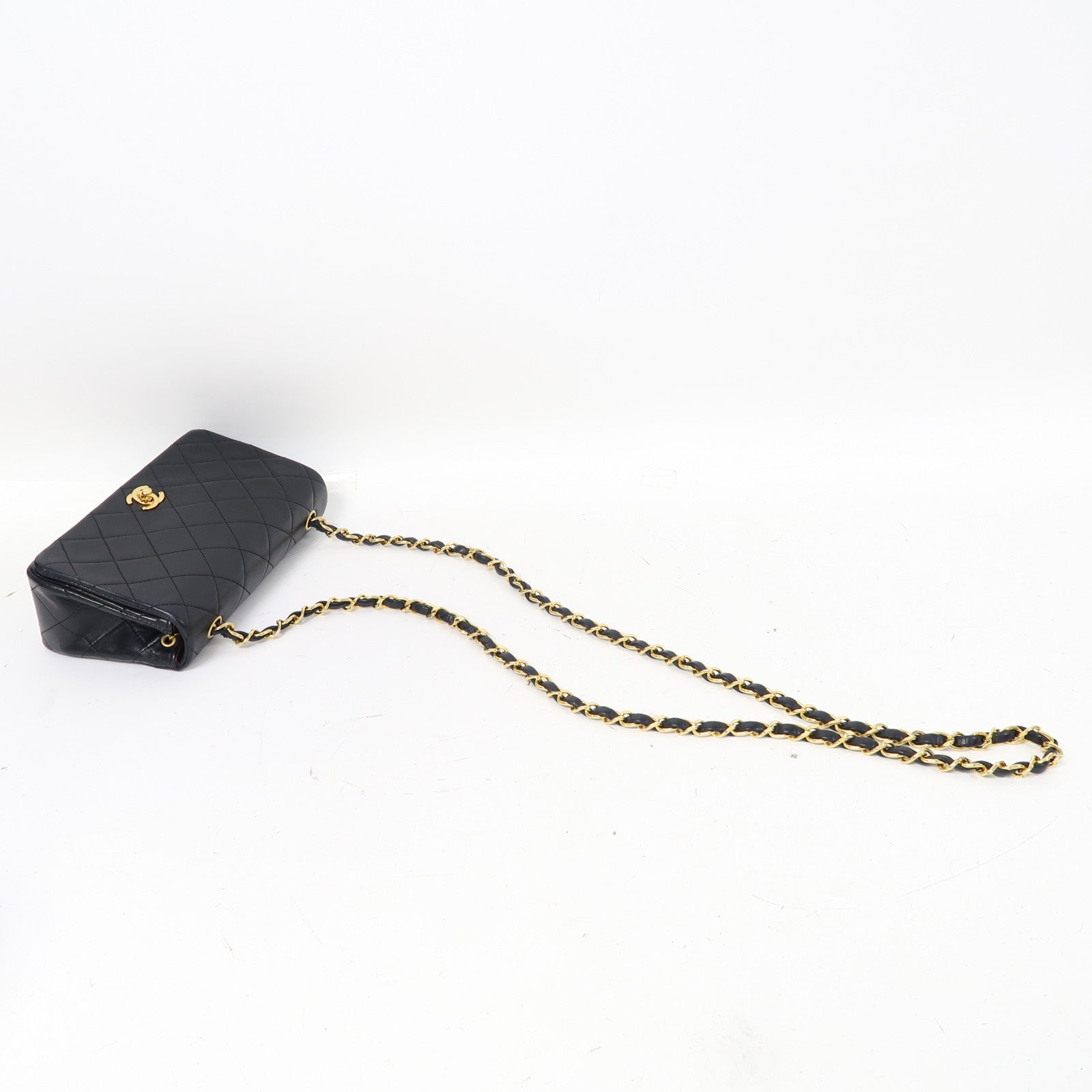 CHANEL 菱格羊皮皮革Chain Shoulder金扣鏈帶肩背袋黑色