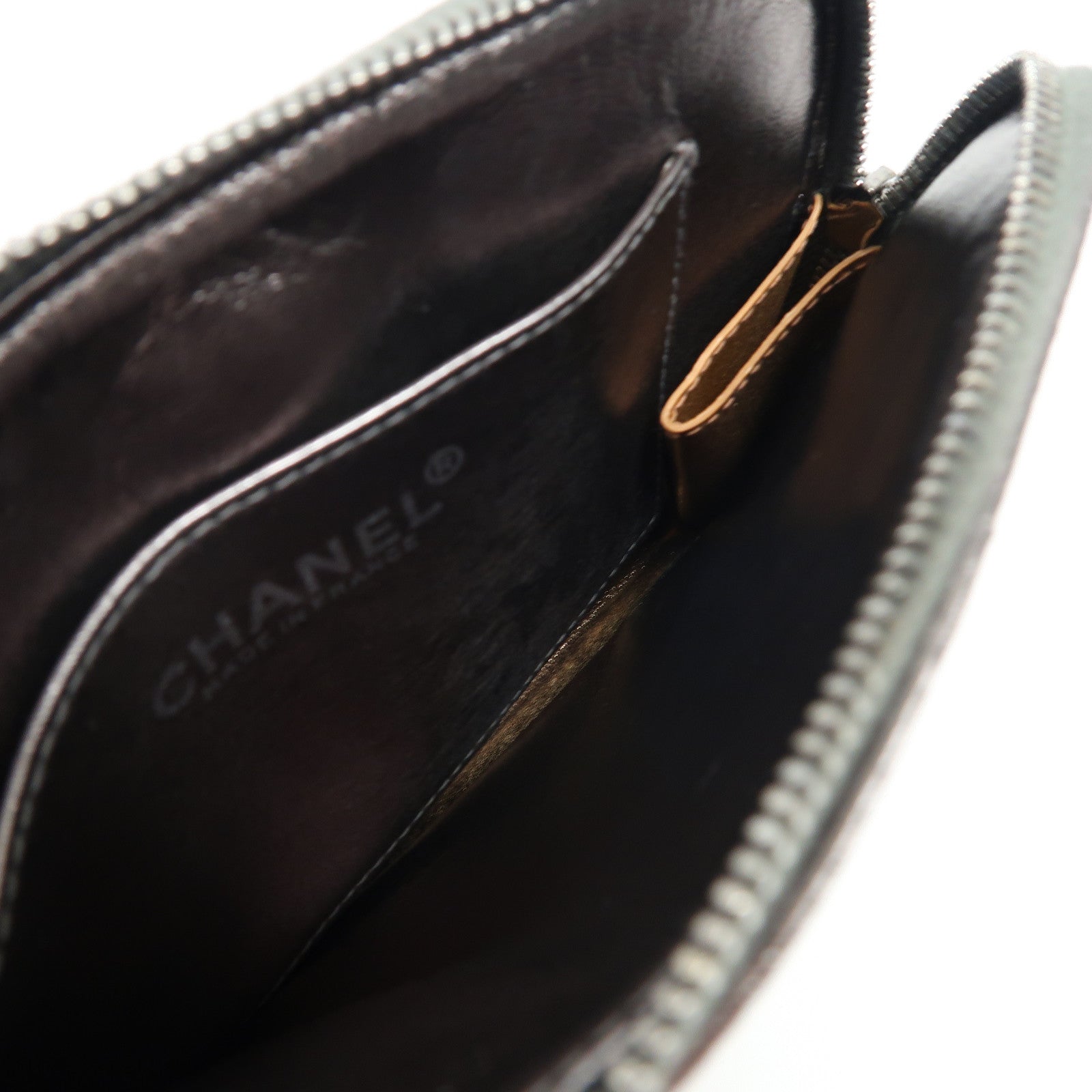 CHANEL 【激減優惠】皮革Clutch銀扣手拿包銀色