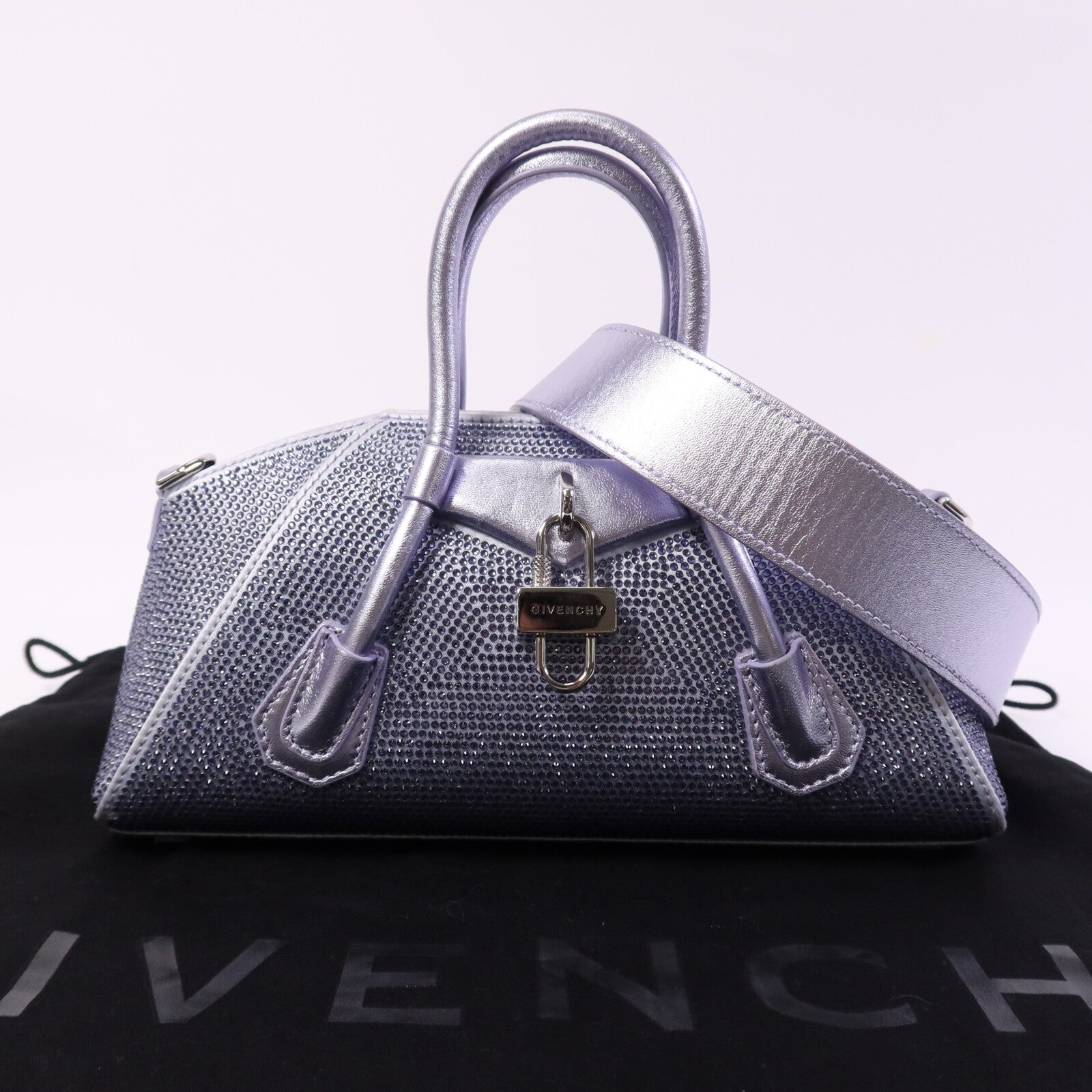 GIVENCHY 牛皮皮革/緞面/鑽石Mini Antigona Stretch銀扣手挽肩背兩用袋