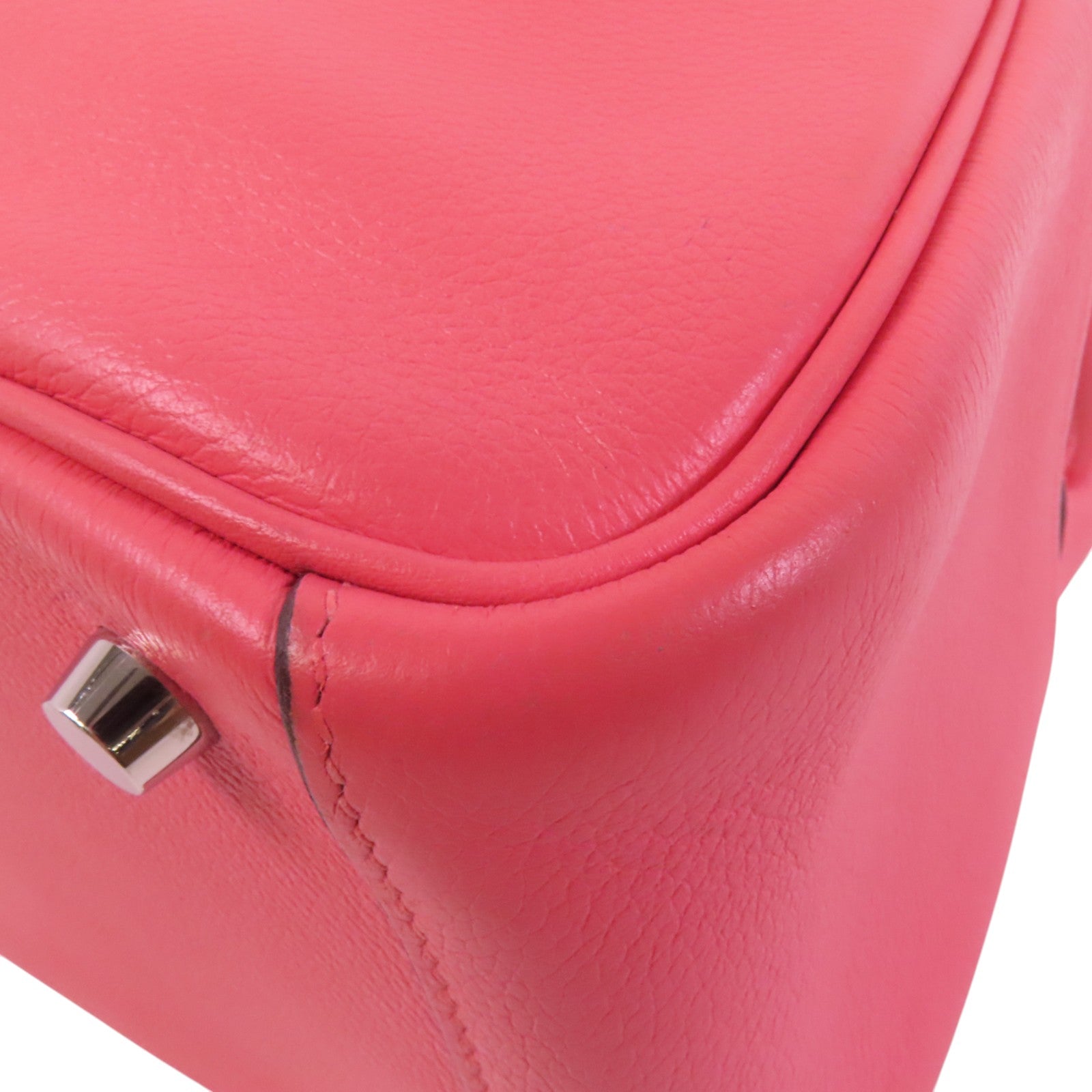 HERMES Evercolor皮革Lindy 26銀扣肩背袋