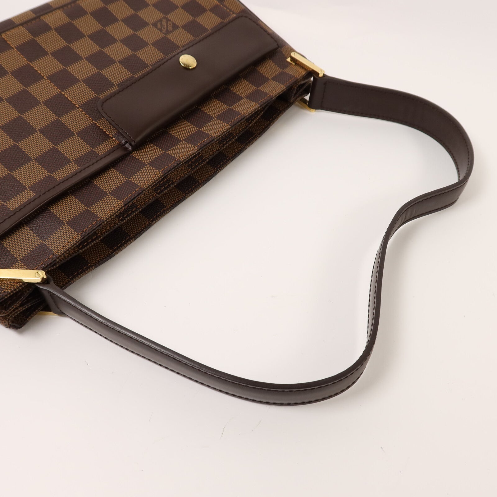 LOUIS VUITTON Damier Aubagne金扣肩背袋