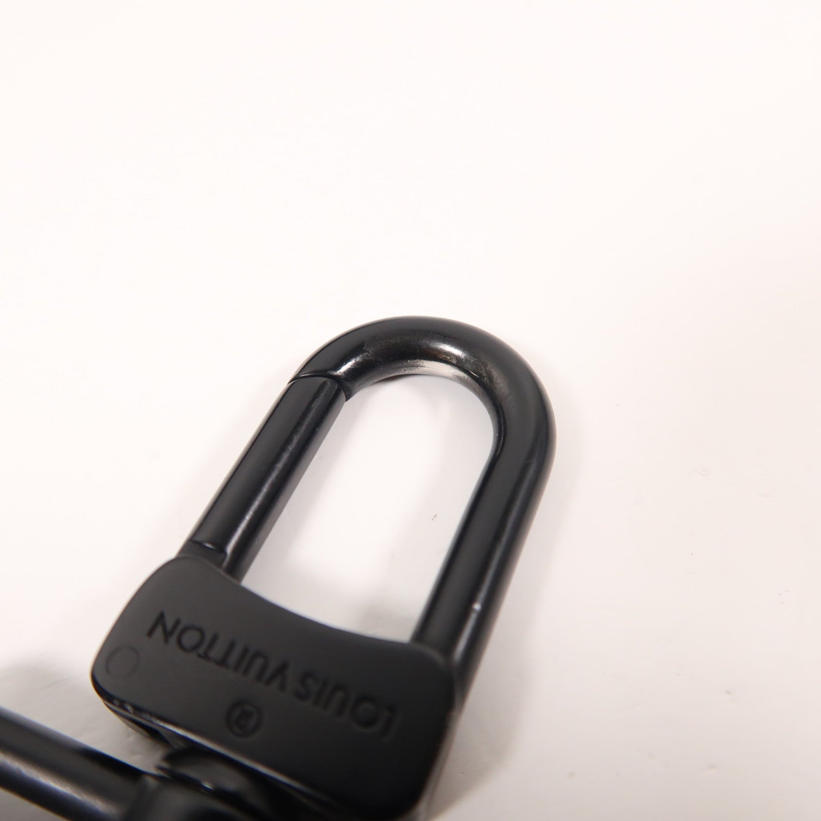 LOUIS VUITTON Aerogram Messenger Voyage斜挎包