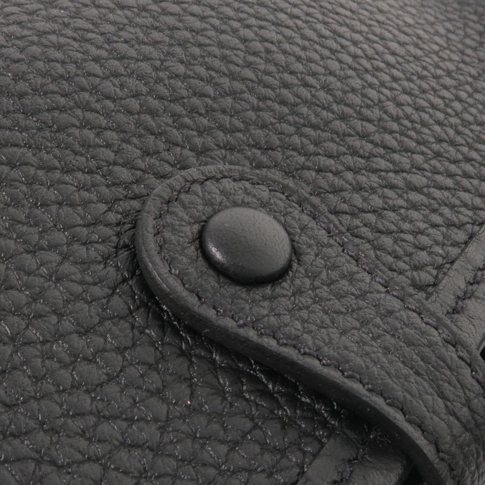 HERMES Clemence皮革Evelyne TPM銀扣肩背袋Noir