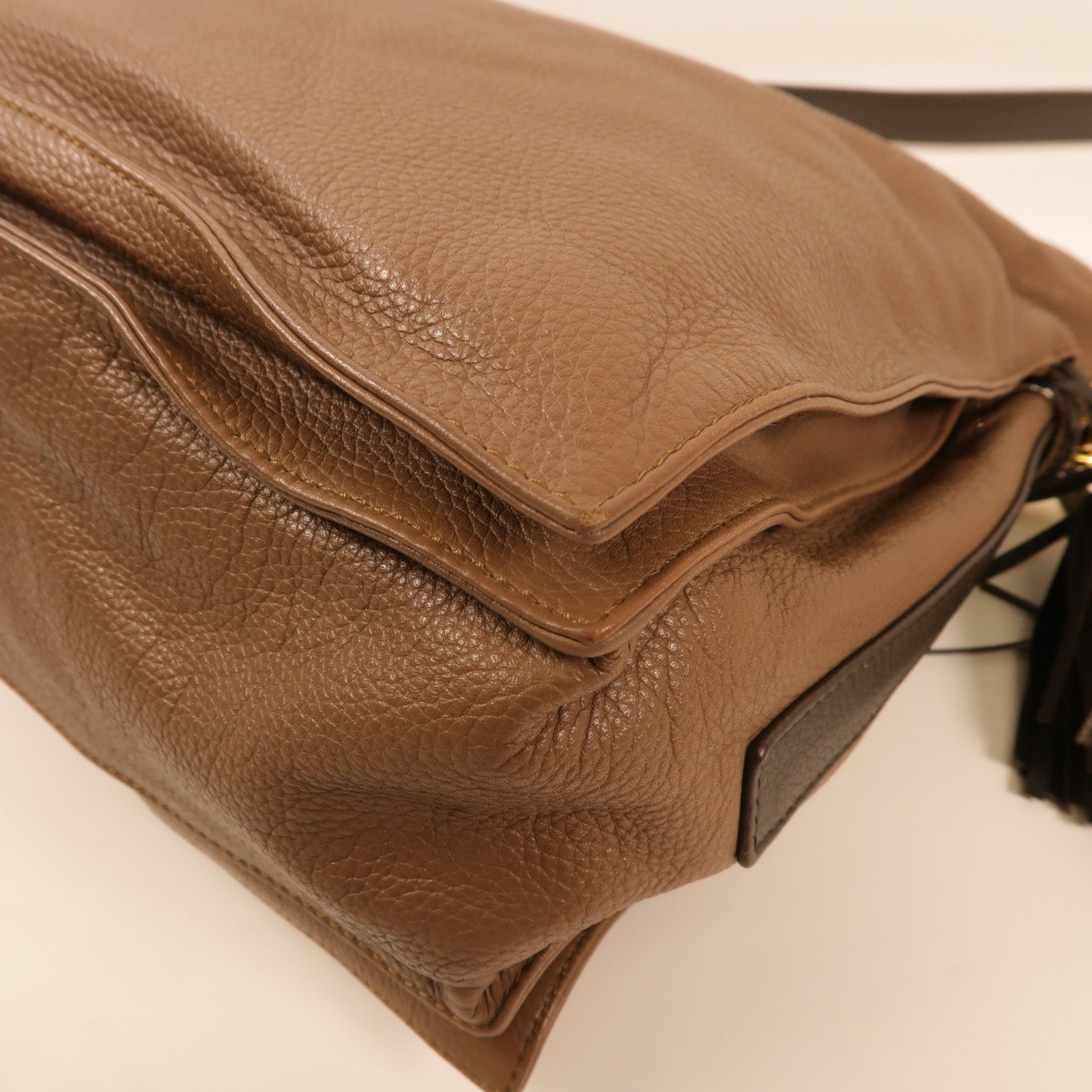 LOEWE 牛皮皮革Flamenco金扣肩背袋