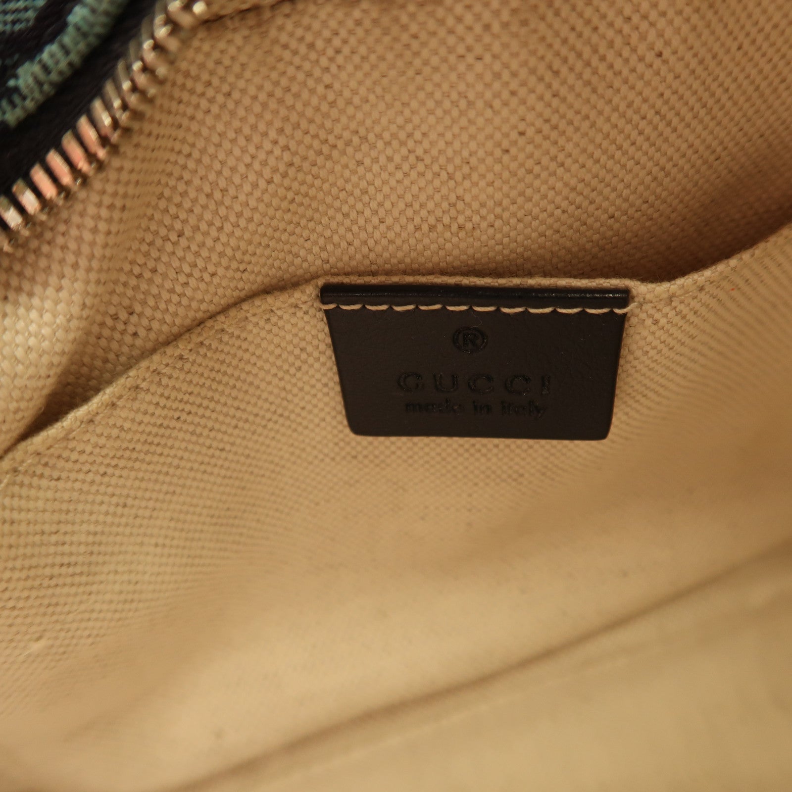 GUCCI 帆布GG Marmont銀扣肩背袋