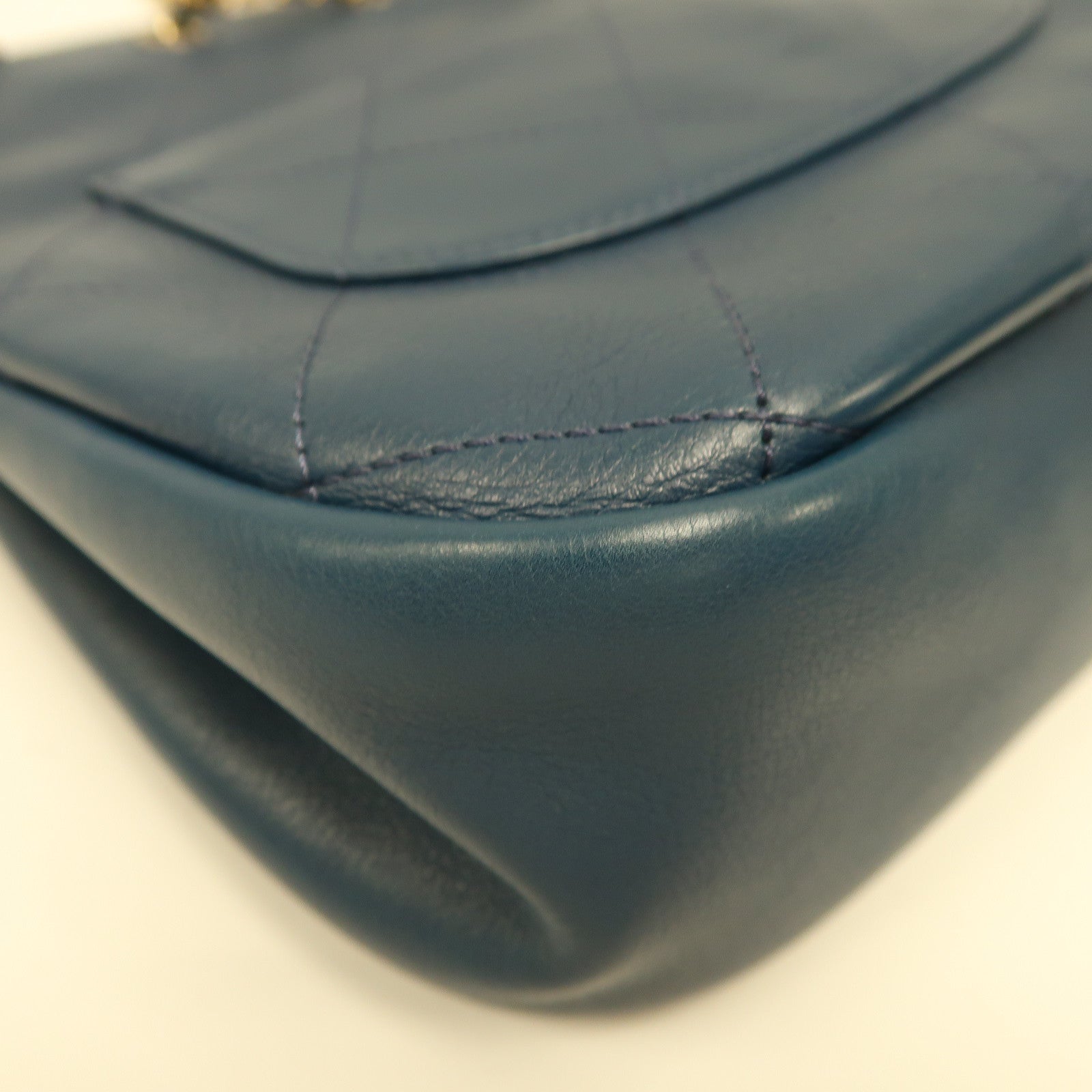 CHANEL 【激減優惠】菱格牛皮皮革Shoulder Bag金扣鏈帶肩背袋藍色