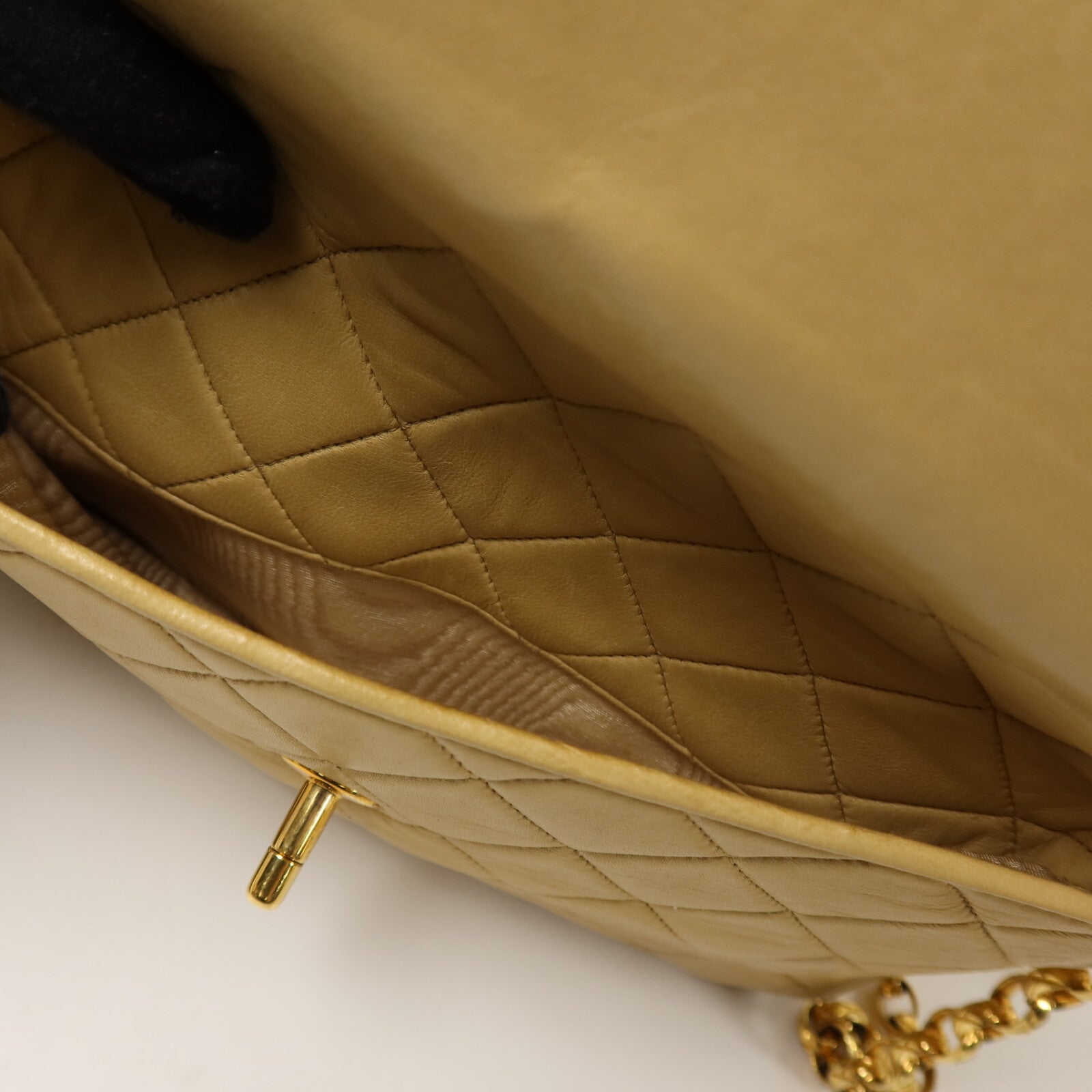 CHANEL 羊皮皮革Vintage Chain Shoulder鏈帶肩背袋