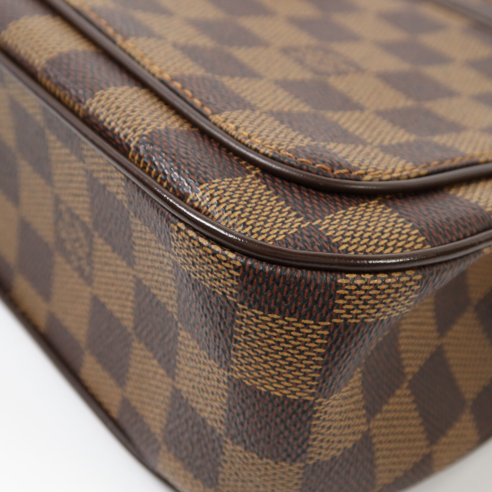 LOUIS VUITTON Damier Aubagne金扣肩背袋