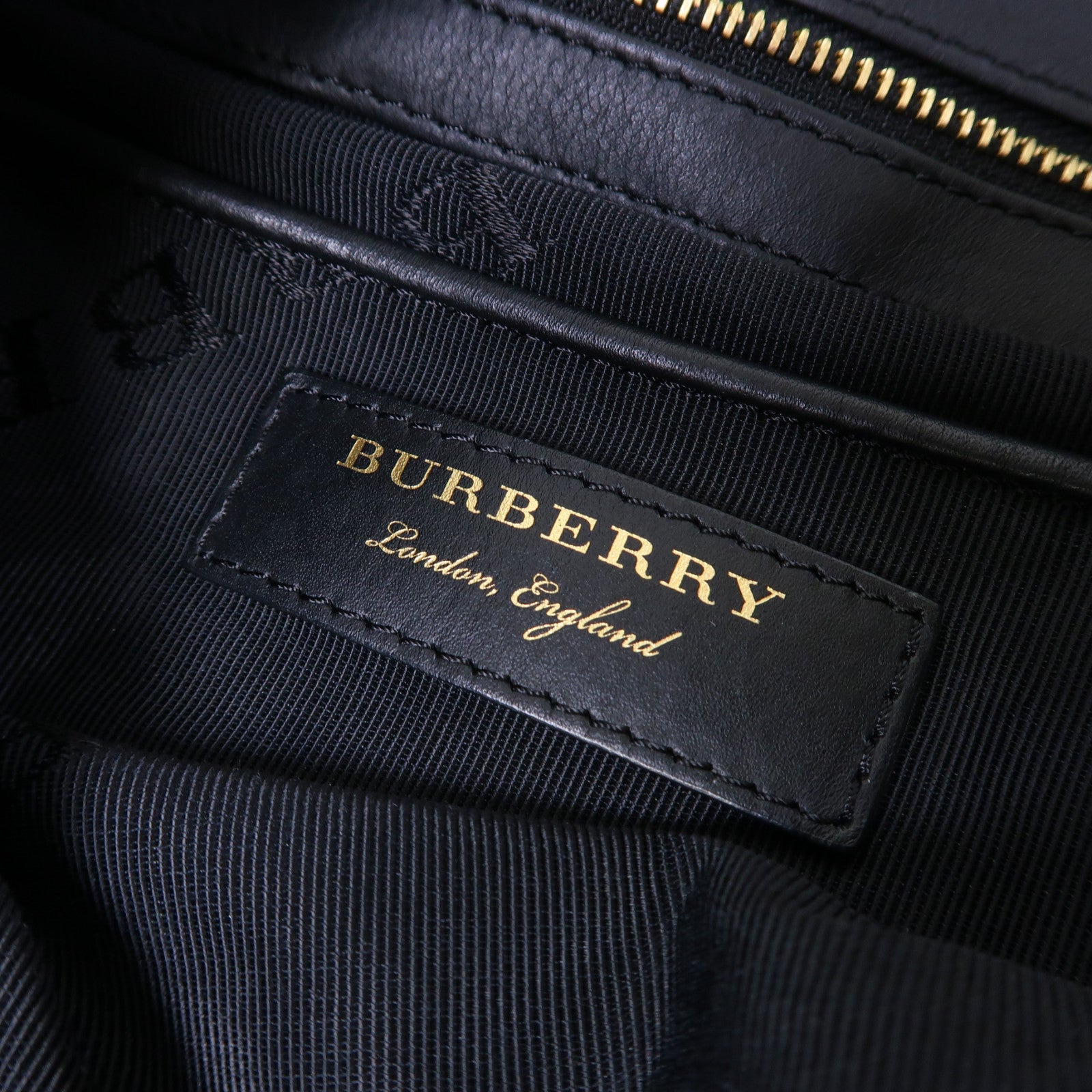 BURBERRY 尼龍Backpack金扣背包黑色