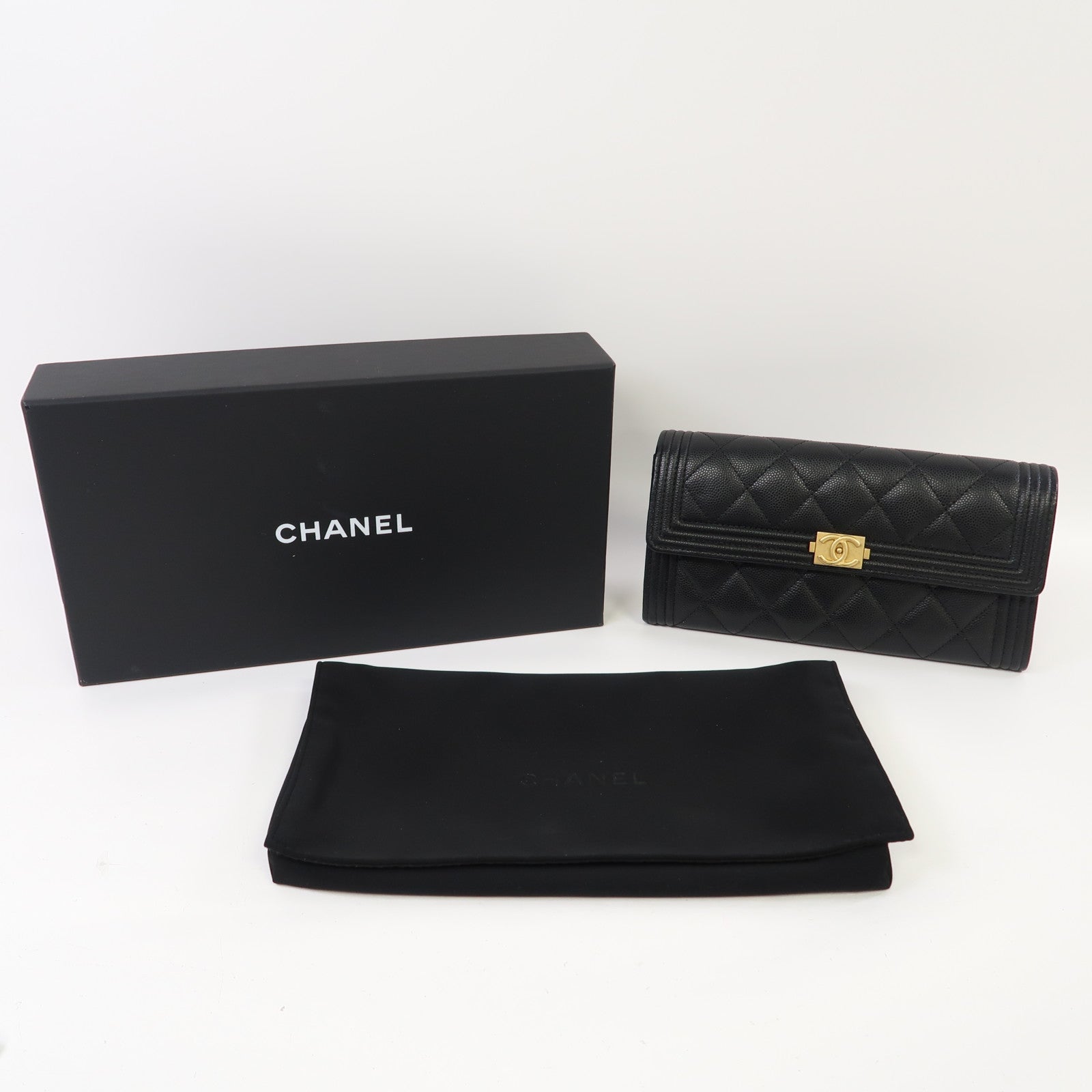 CHANEL 菱格牛皮皮革Boy Long Wallet金扣長錢包黑色