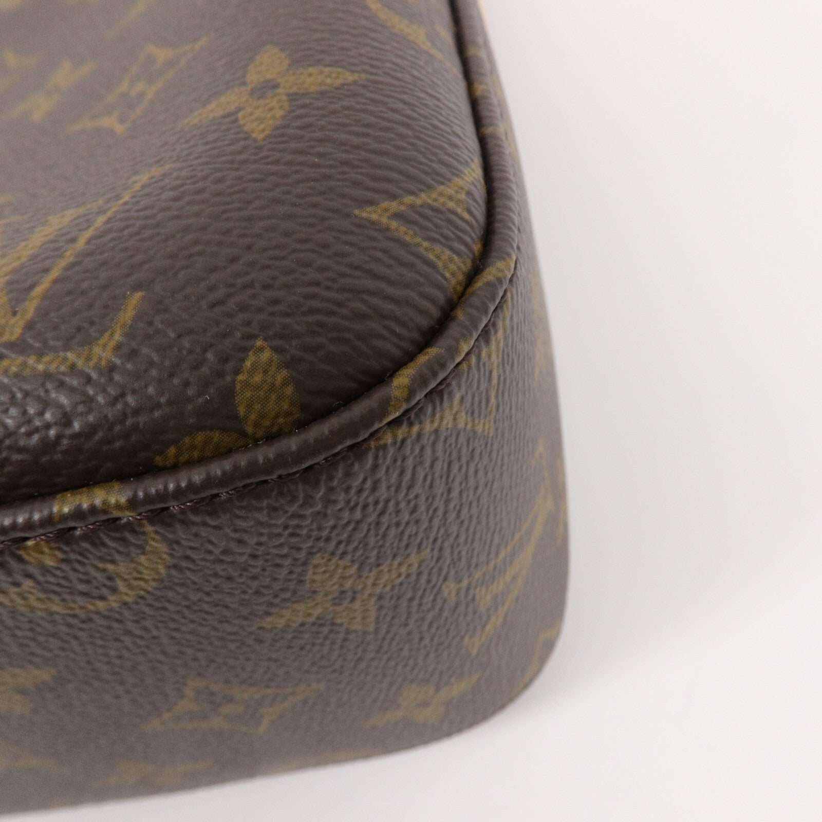 LOUIS VUITTON Monogram Slouchy PM肩背袋