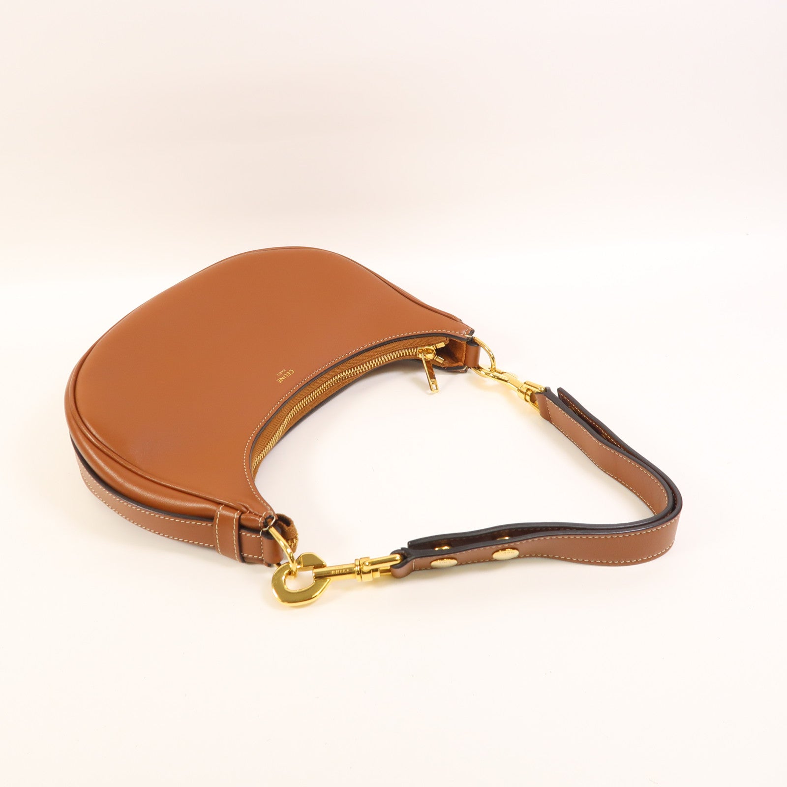 CELINE 牛皮皮革Ava金扣肩背袋