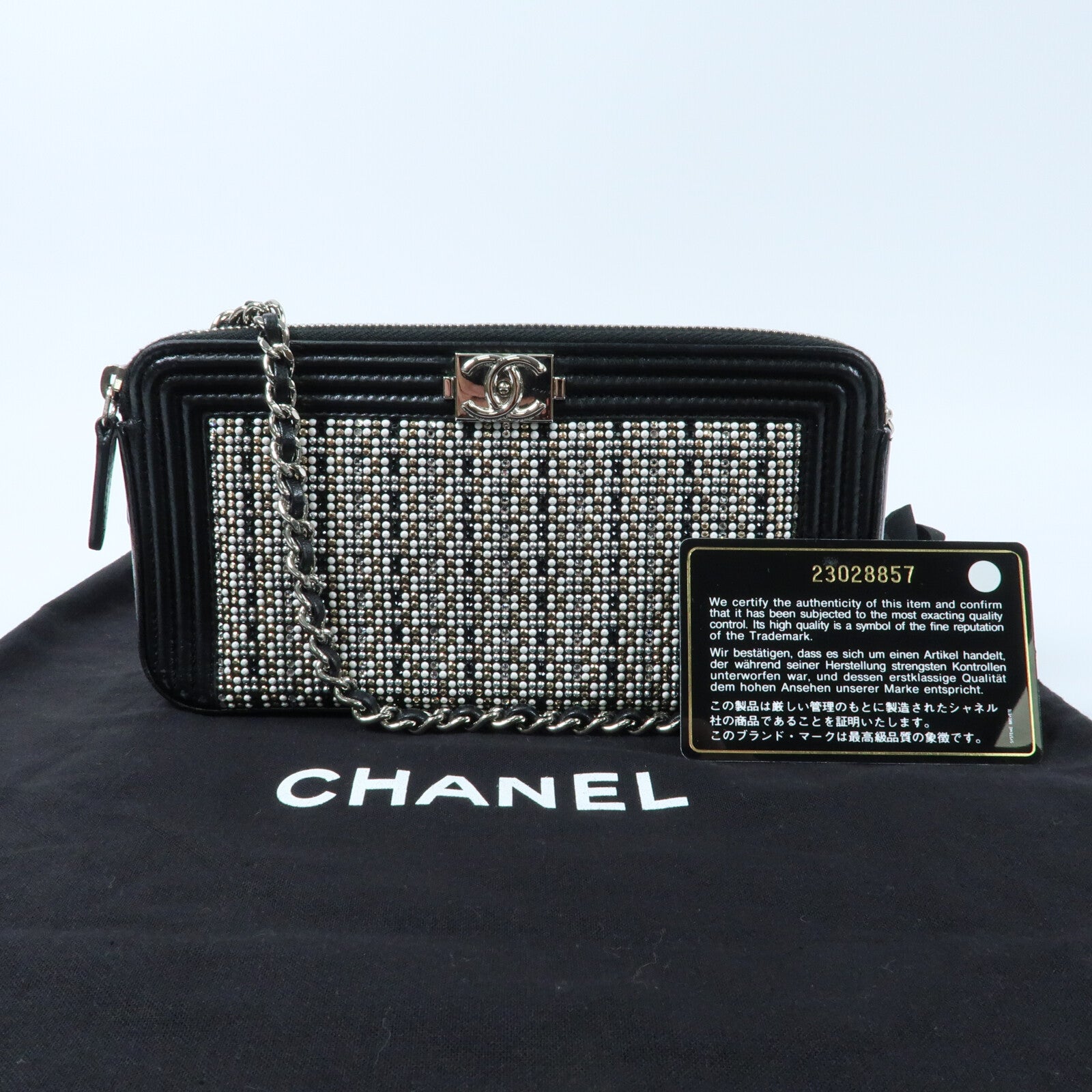 CHANEL 牛皮皮革Boy Double Zip Clutch Bag銀扣鏈帶肩背袋