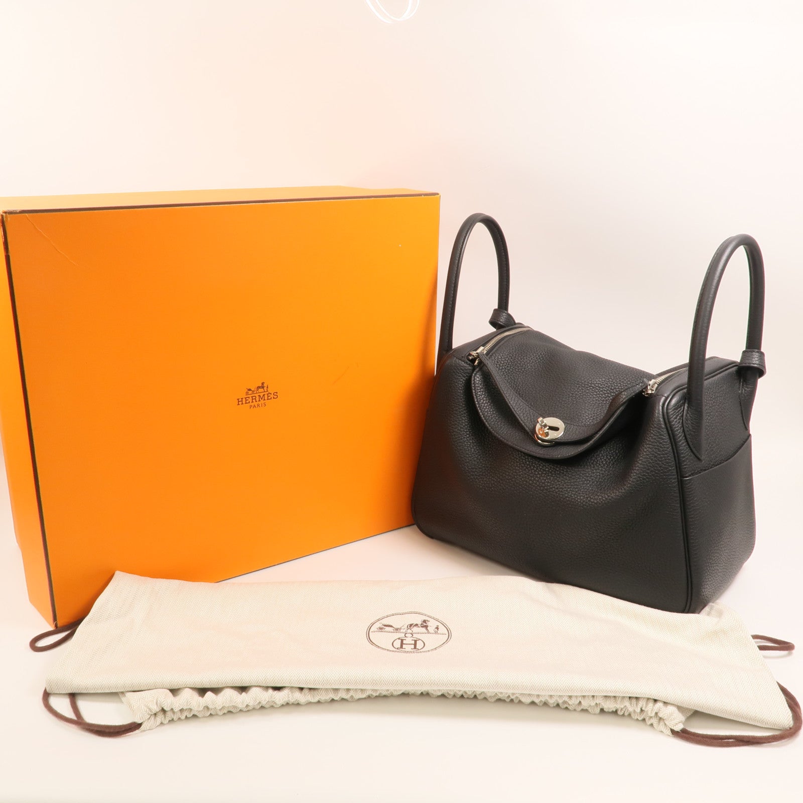 HERMES Clemence皮革Lindy 30銀扣手挽肩背兩用袋Noir