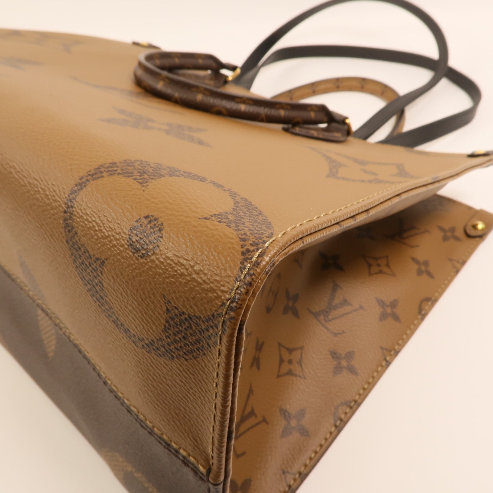 LOUIS VUITTON Monogram Giant On The Go MM金扣手挽肩背兩用袋