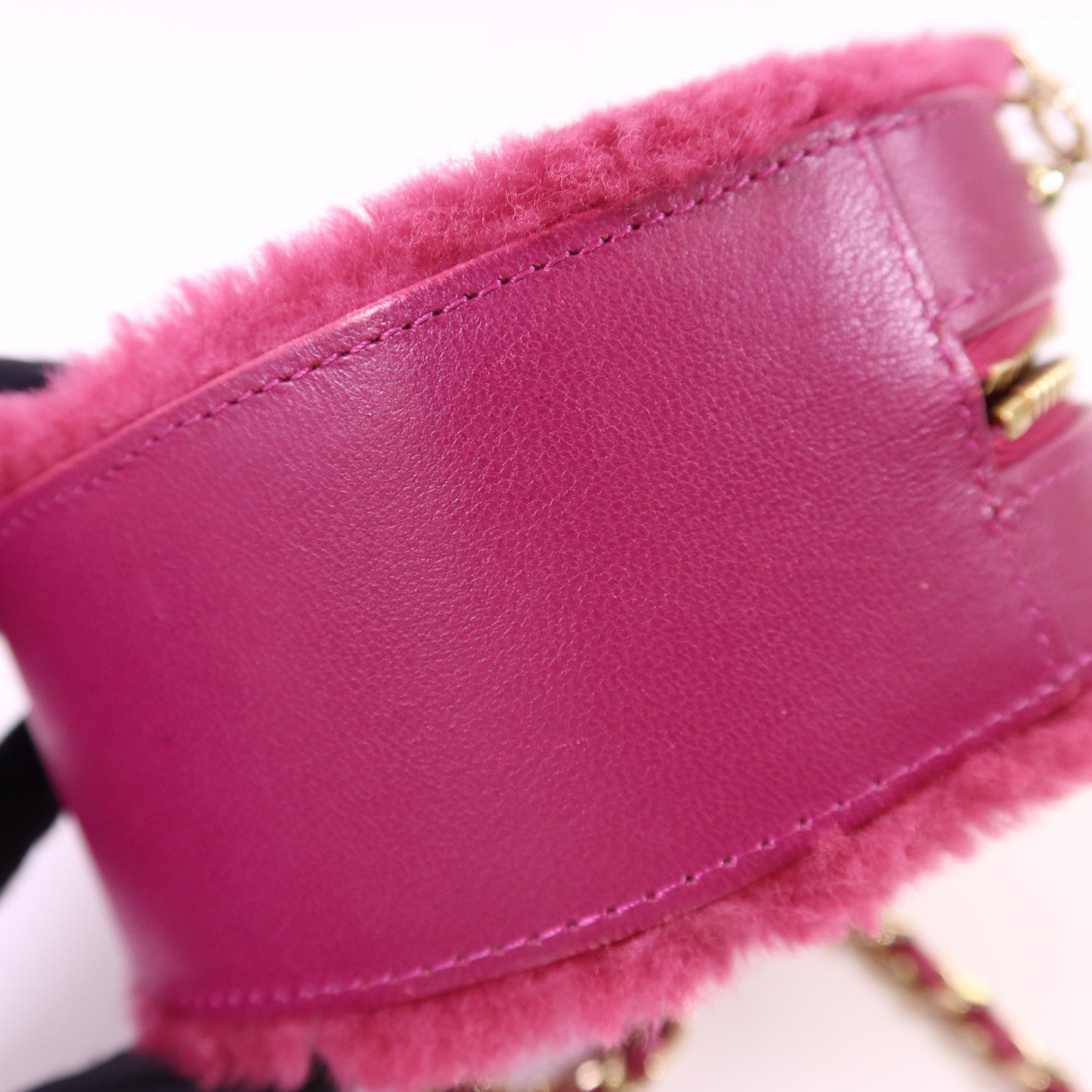 CHANEL 羊毛/牛皮皮革Chain Shoulder Bag金扣鏈帶肩背袋