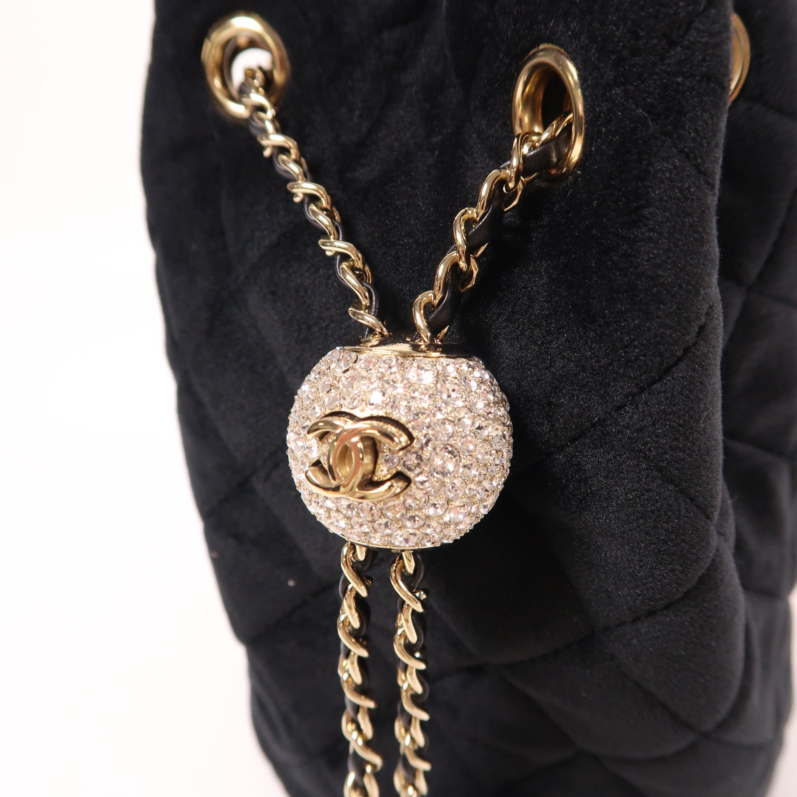 CHANEL 【激減優惠】天鵝絨Chain Shoulder金扣鏈帶肩背袋