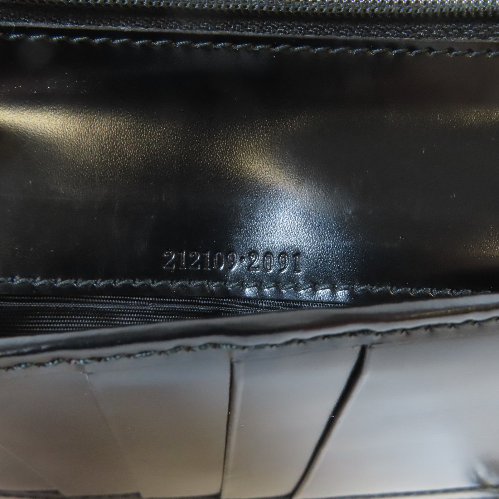 GUCCI 塗層帆布Long Wallet黑扣長錢包黑色