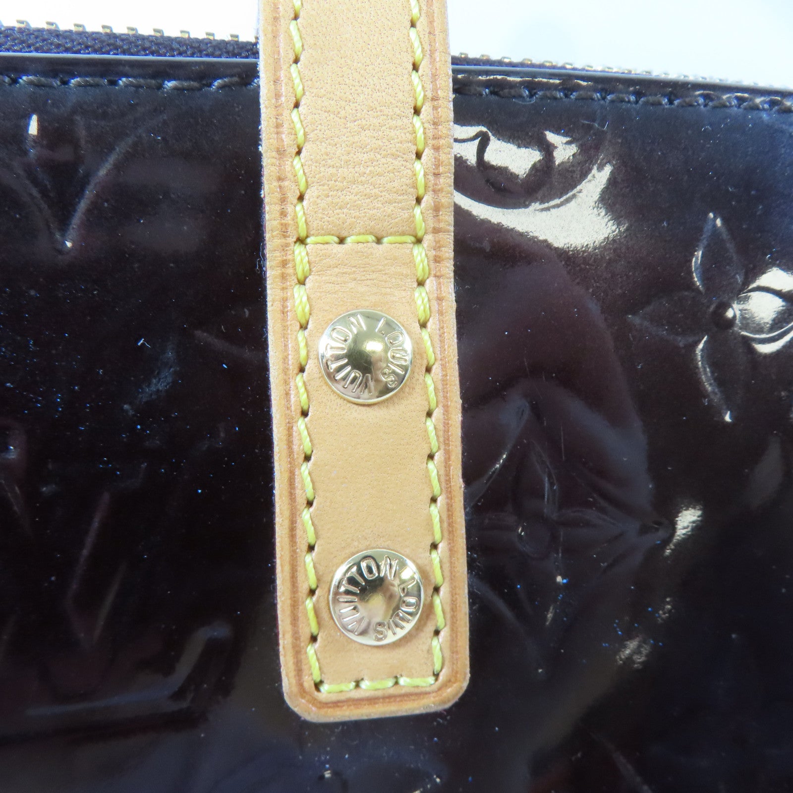 LOUIS VUITTON 【激減優惠】Vernis Bellevue GM金扣手挽袋酒紅色