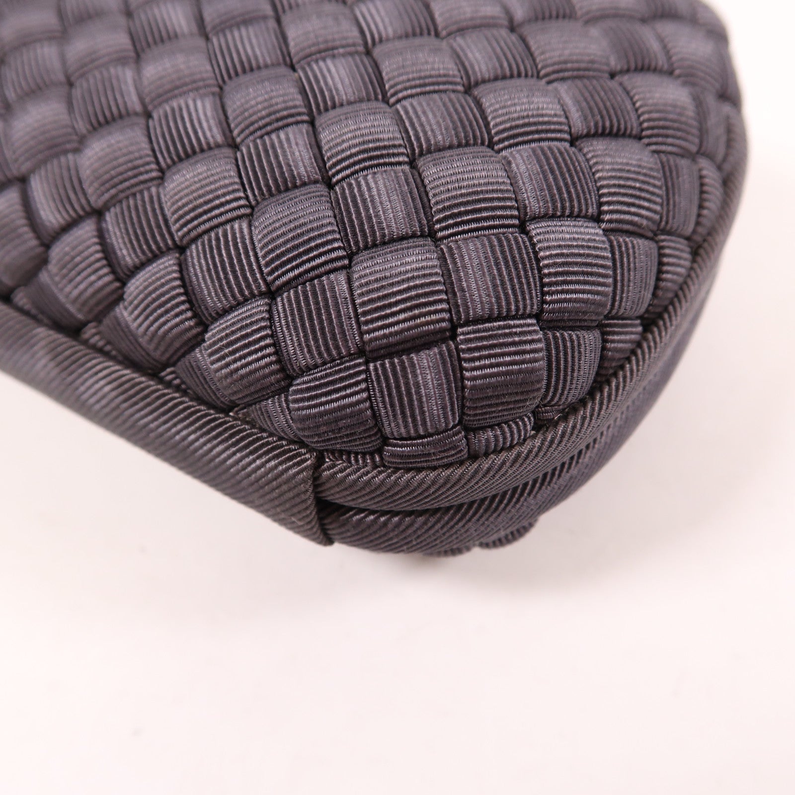 BOTTEGA VENETA 緞布Clutch Bag手拿包